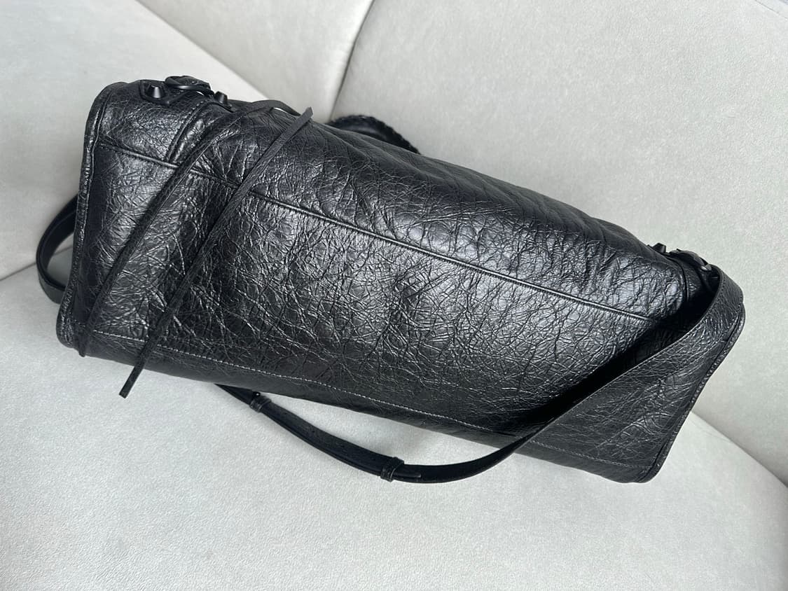 [A+ 정품] 발렌시아가 르 시티 모터백 라지 블랙 상품이미지4