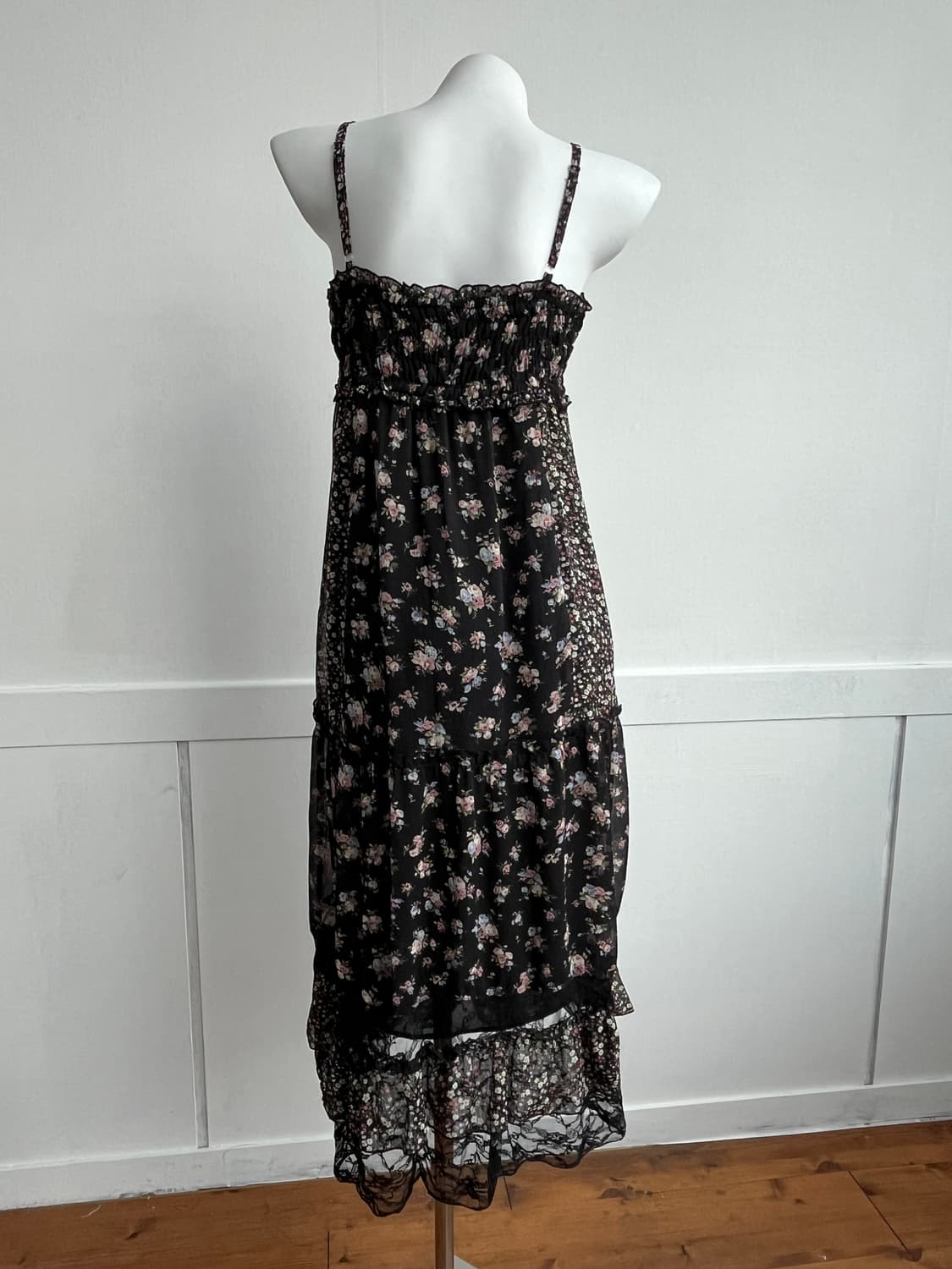 플라워 블랙 레이스 롱 원피스 상품이미지4