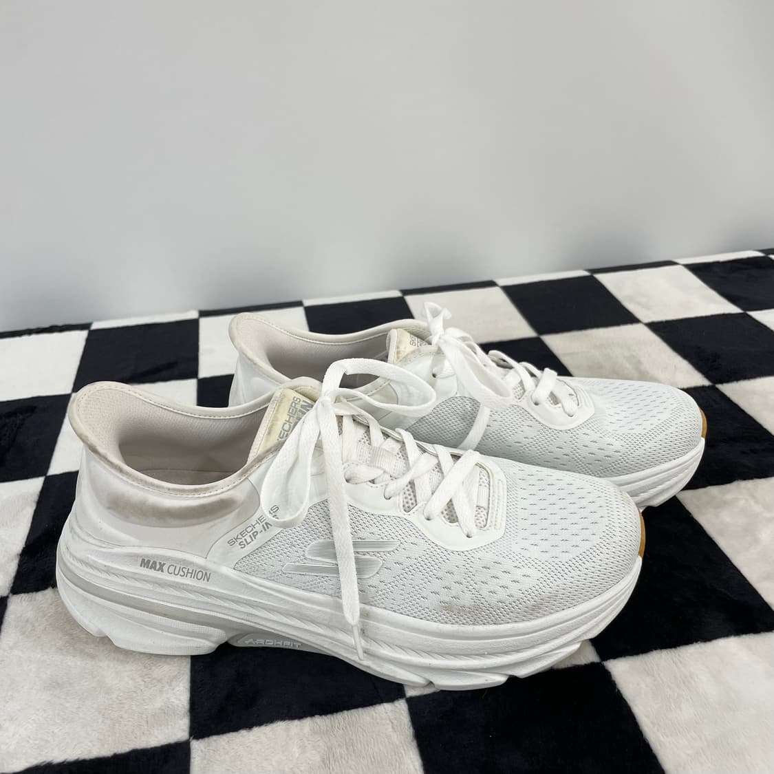 스케쳐스 맥스쿠셔닝 아치핏 2.0 슬립인스 270mm 상품이미지1