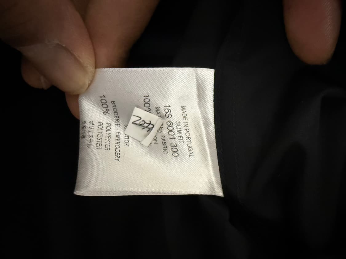 지방시 블랙 셔츠 레드 포인트 상품이미지7