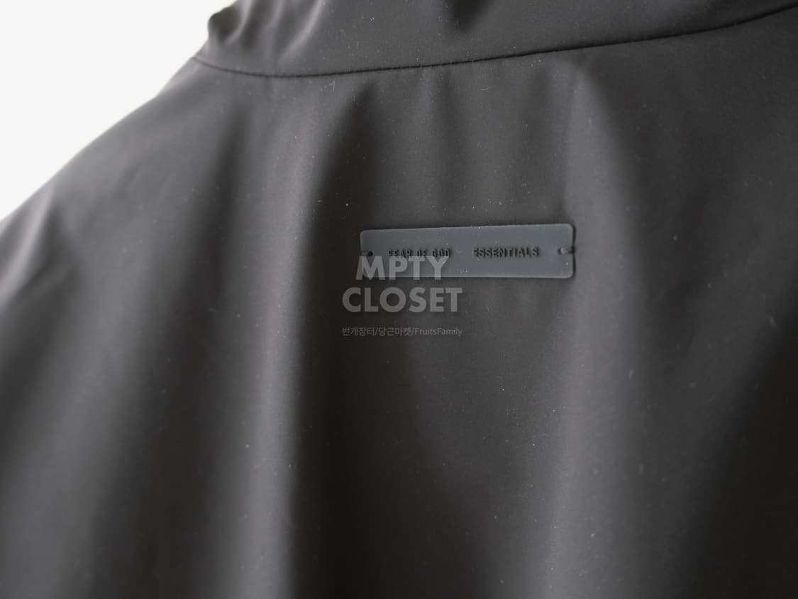 [M] 피어오브갓 에센셜 스포티 나일론 하프 집업 점퍼 아노락 상품이미지4