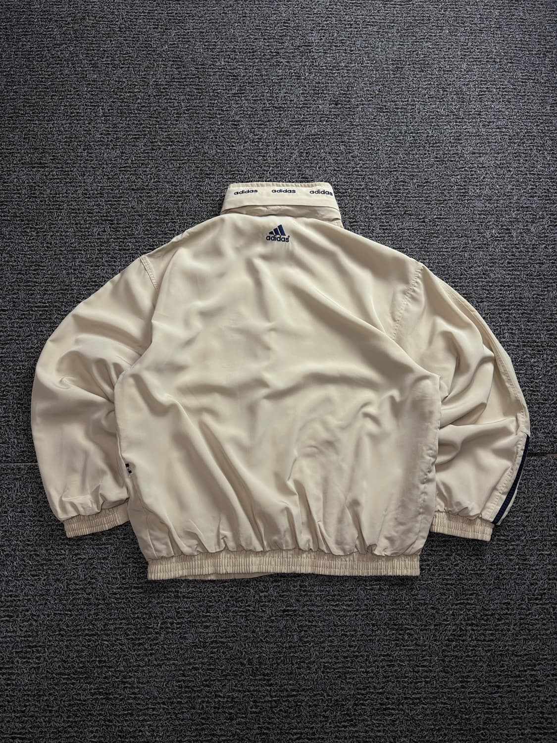 00s 아디다스 올드스쿨 우븐 트랙 바람막이 자켓 1631 상품이미지4