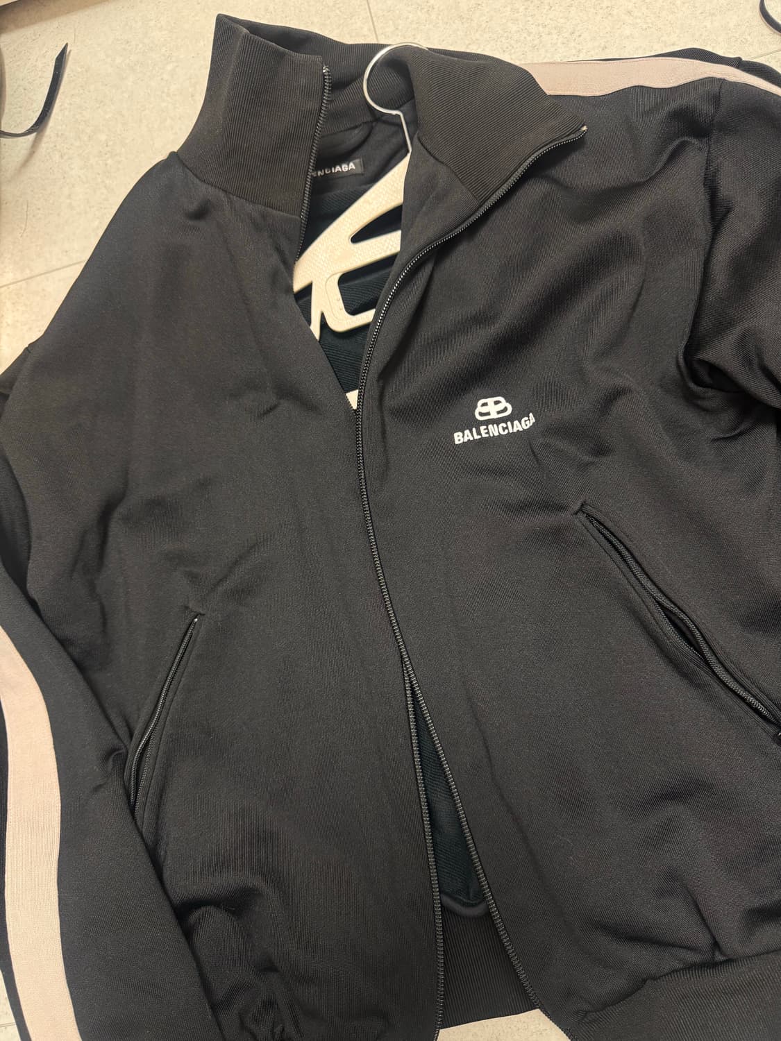 발렌시아가 라인 져지  상품이미지1