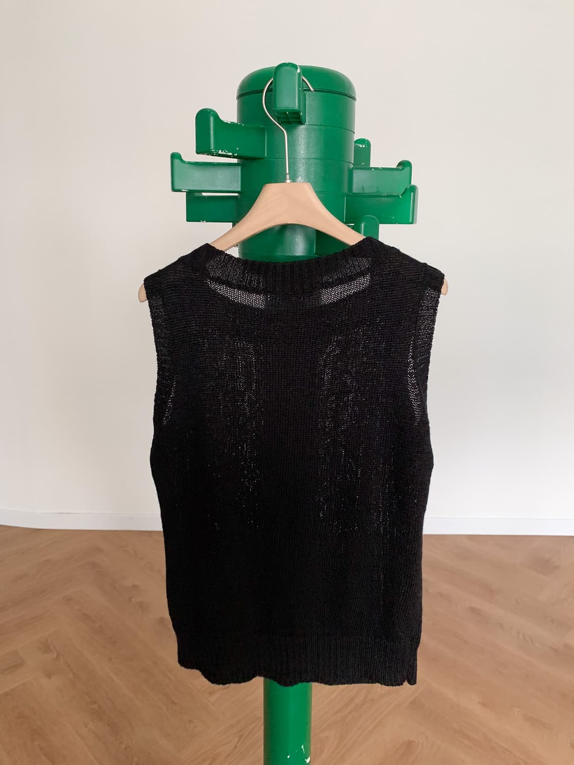 스퀘어넥 버튼 니트 베스트 90-95  상품이미지4