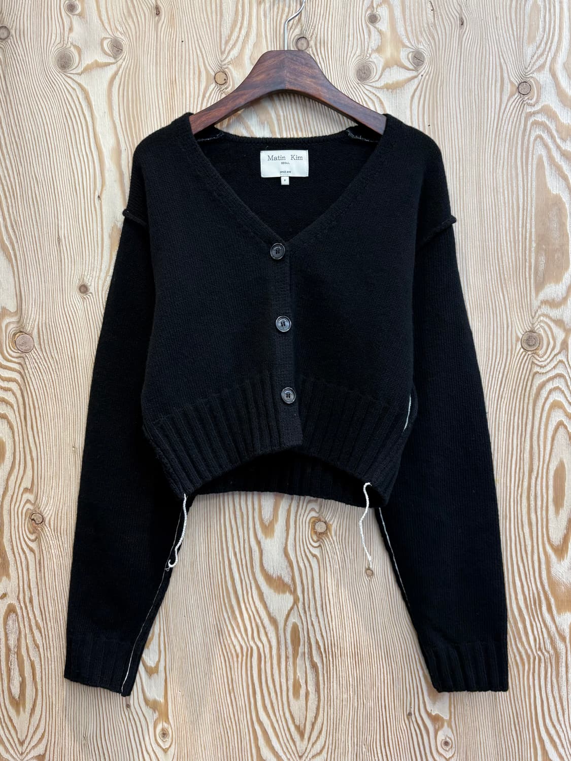 마뗑킴 스티치 크롭 가디건 상품이미지1