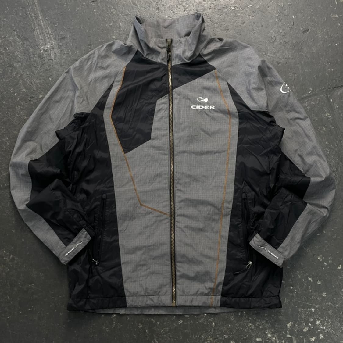 100 아이더 바람막이 상품이미지1