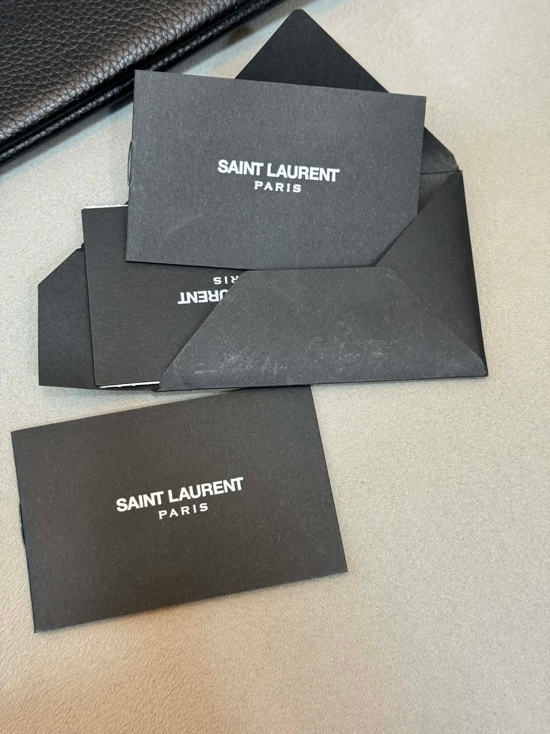 생로랑 클러치  상품이미지3