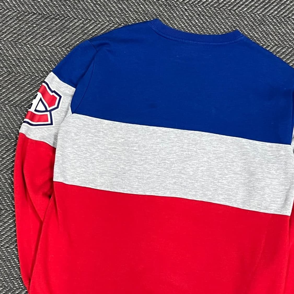 nhl 캐나디언즈 배색 맨투맨 v1153 상품이미지4