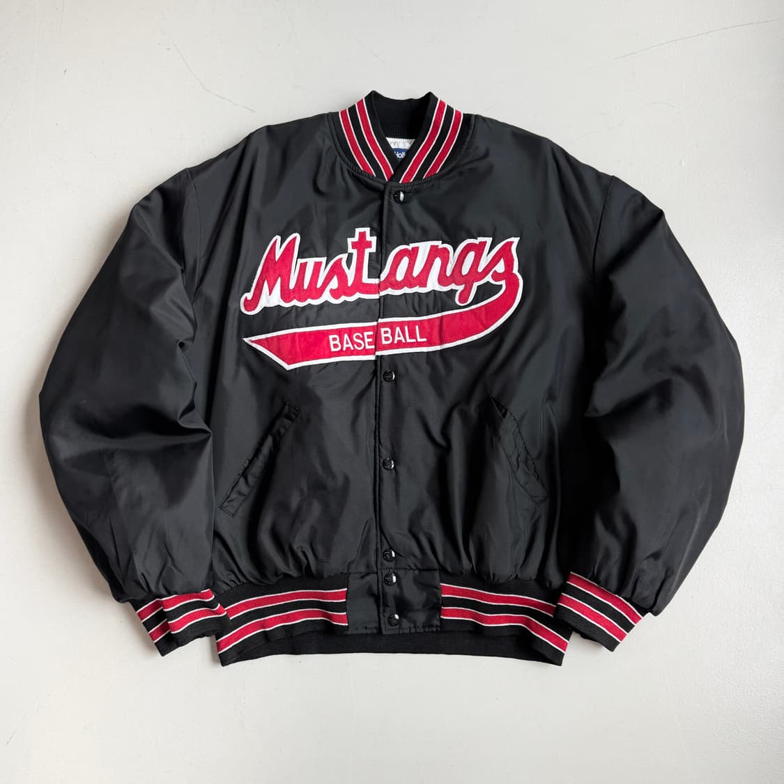 할로웨이 USA 머스탱 베이스볼 사틴 바시티 점퍼 자켓 상품이미지2