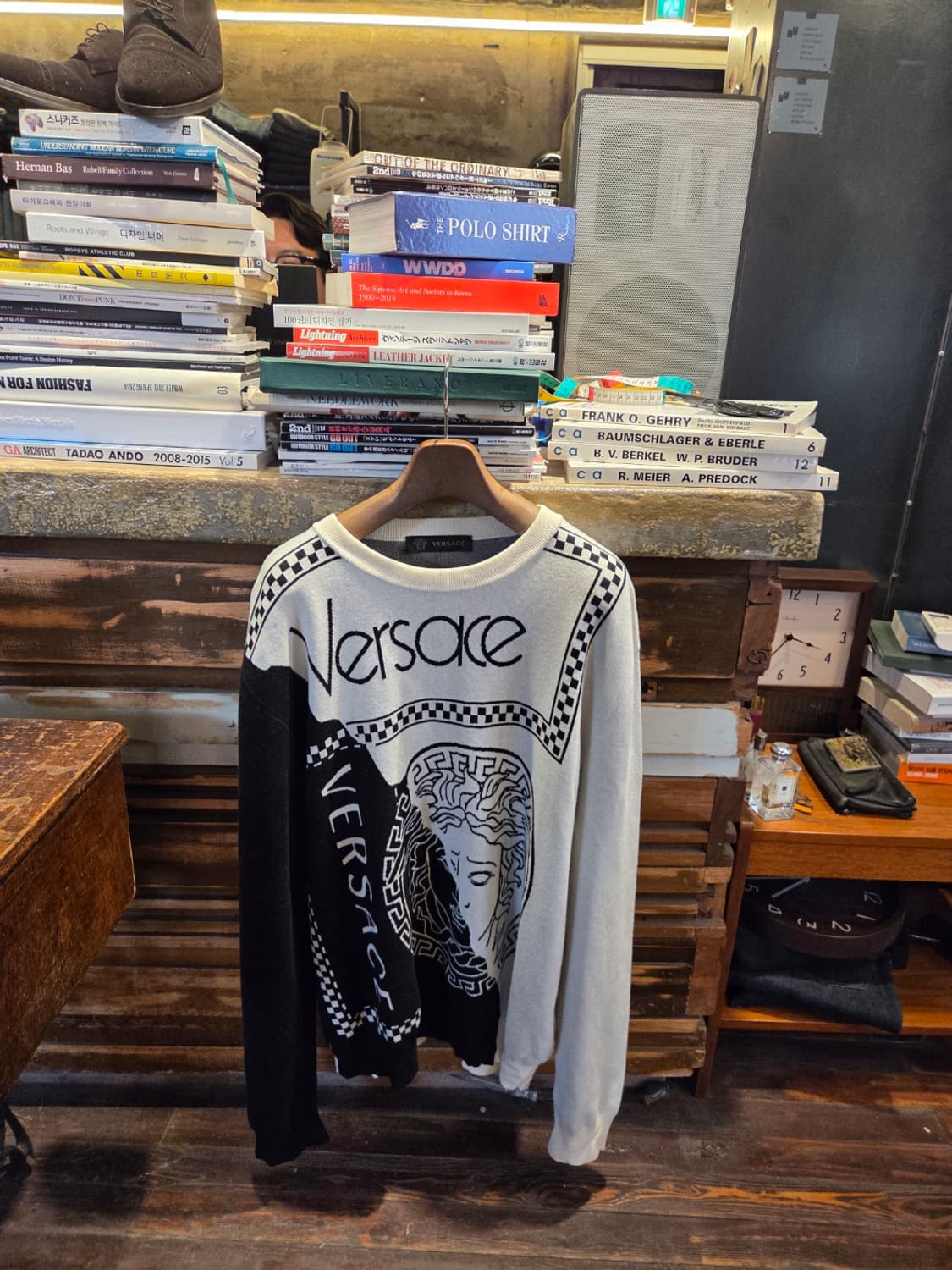 지아니 베르사체 니트 상품이미지1