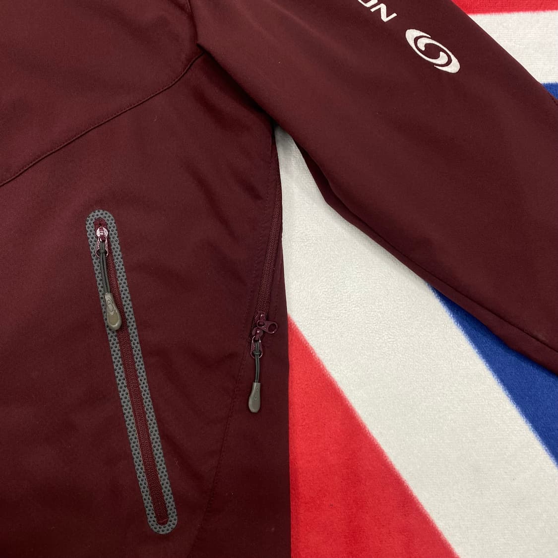 살로몬 바람막이 L  상품이미지3