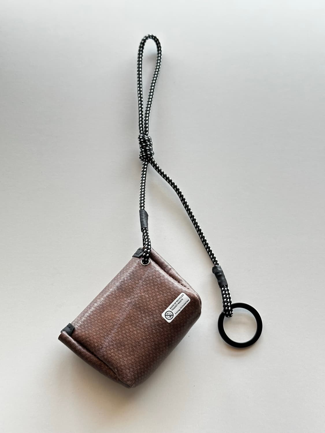 새제품 Freitag 프라이탁 미니 키링 판매(에어팟파우치) 상품이미지2