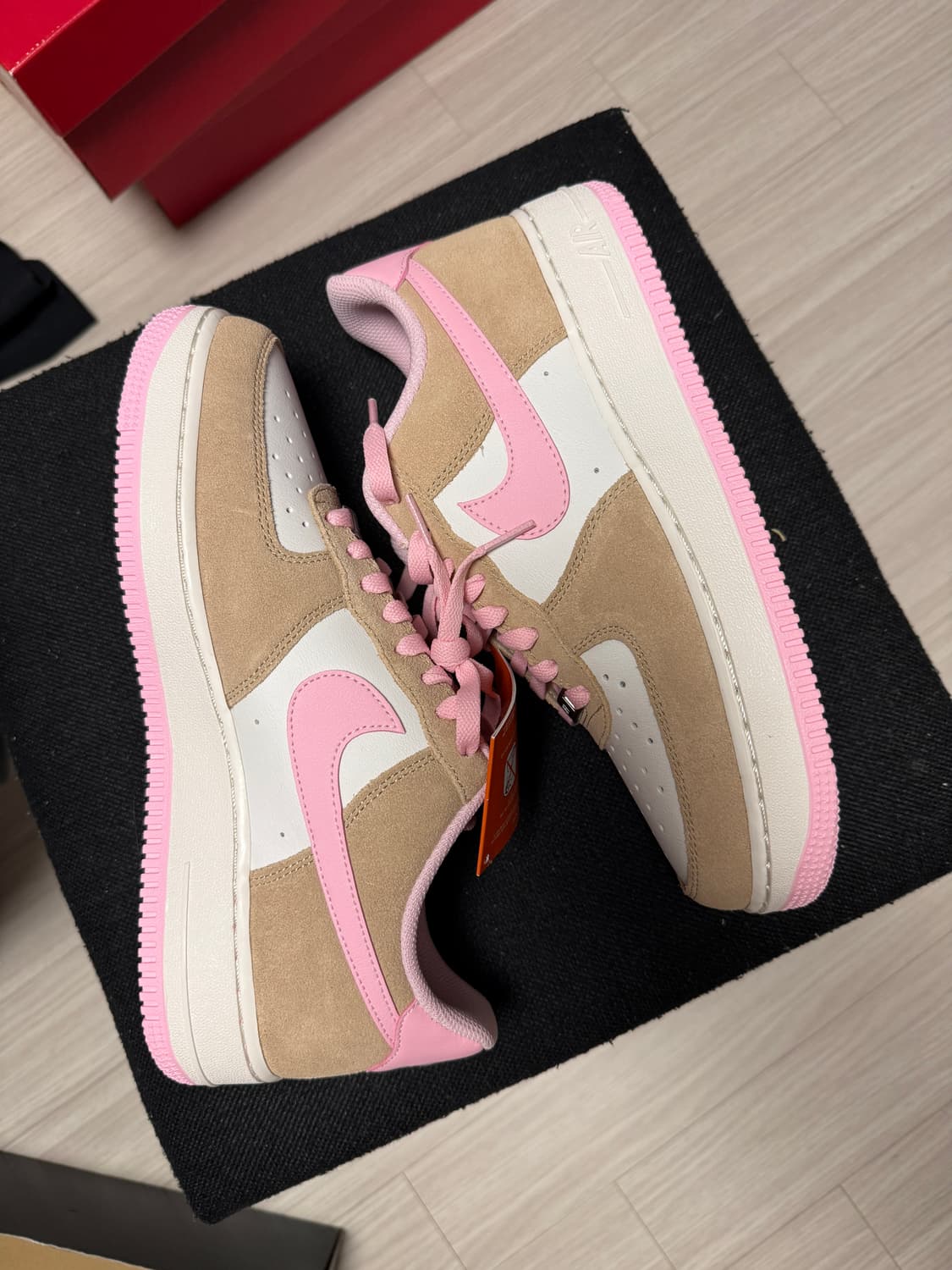 나이키 에어포스 원 소프트 핑크 팬텀 265 상품이미지1