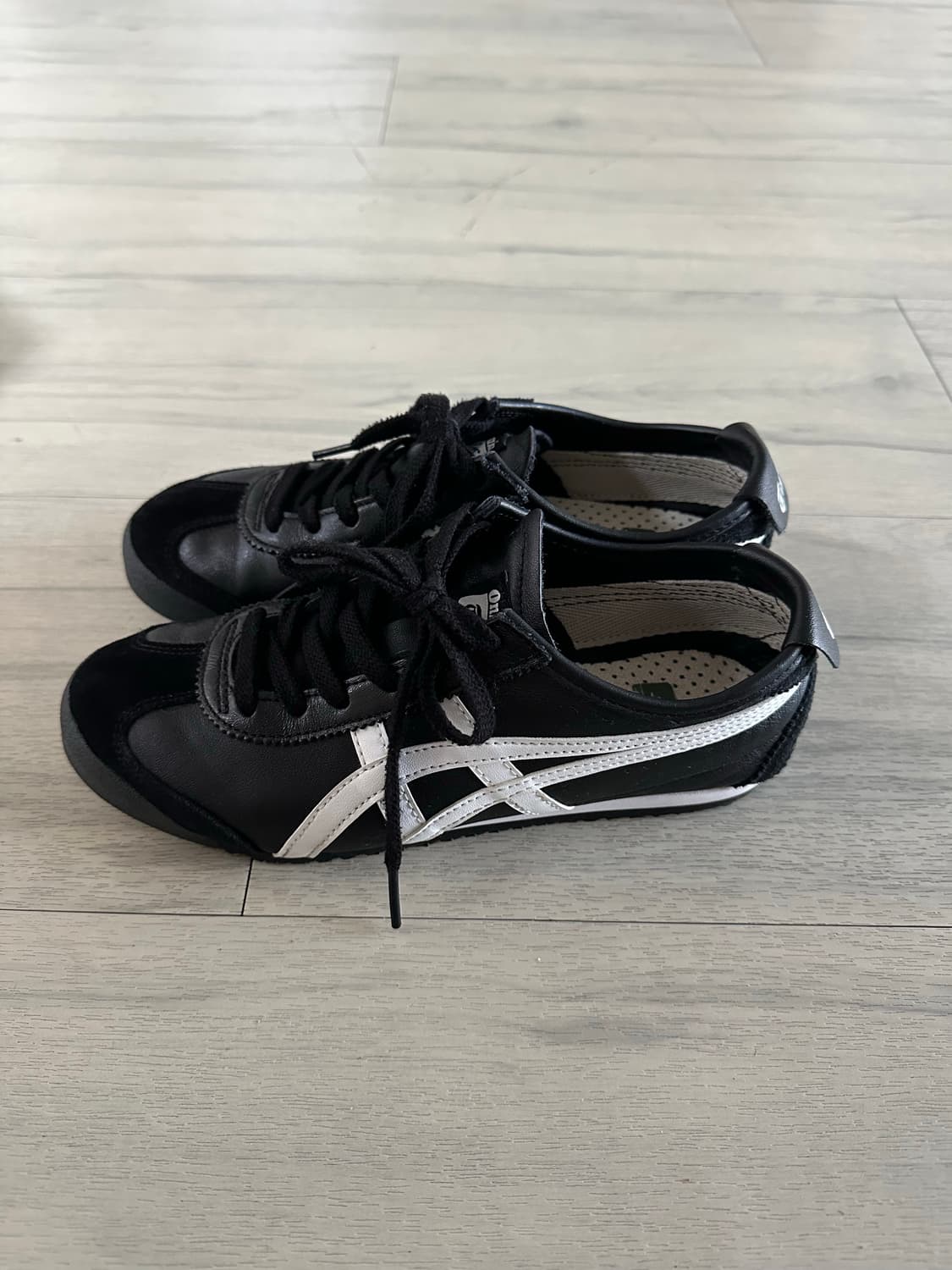 오니츠카 타이거 화이트 블랙 상품이미지4