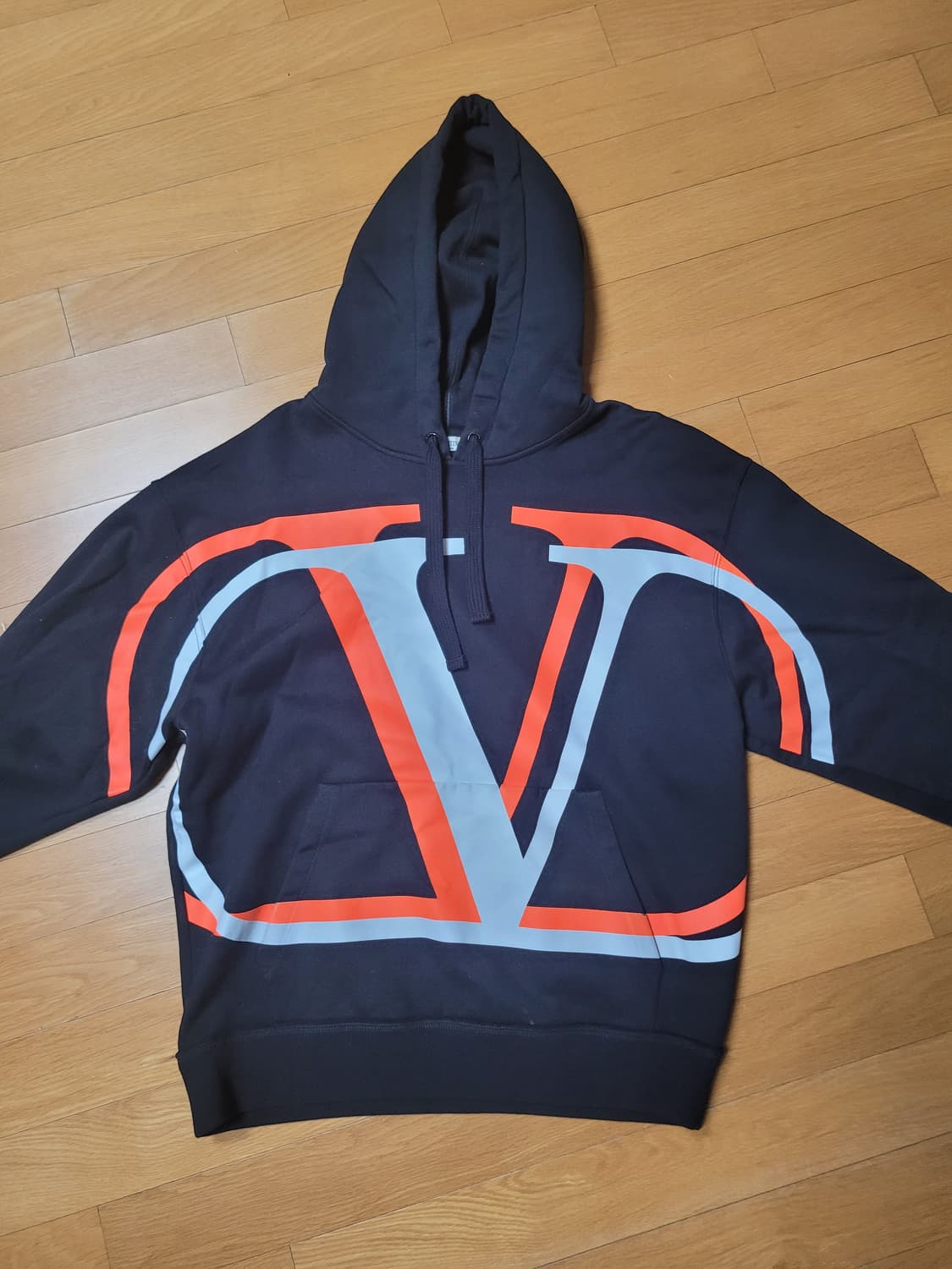 발렌티노 더블V 블랙 후디 상품이미지1