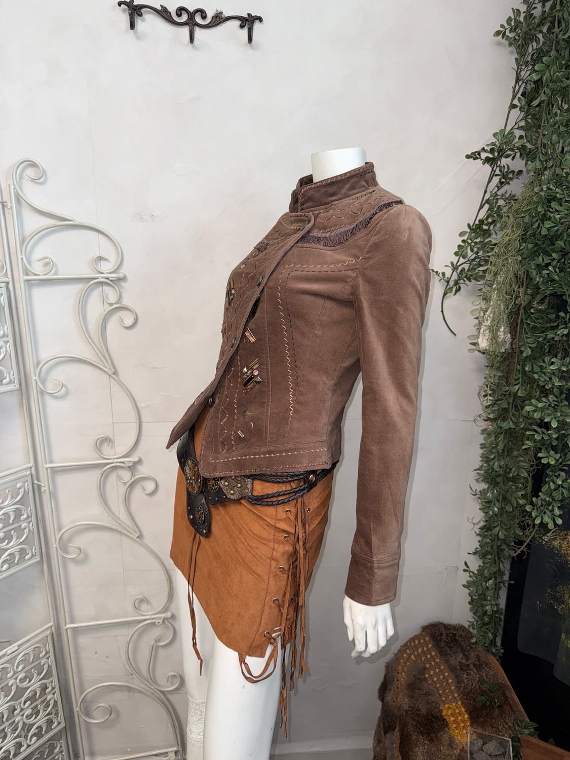 Brown western cubic tassel velvet jacket 상품이미지5