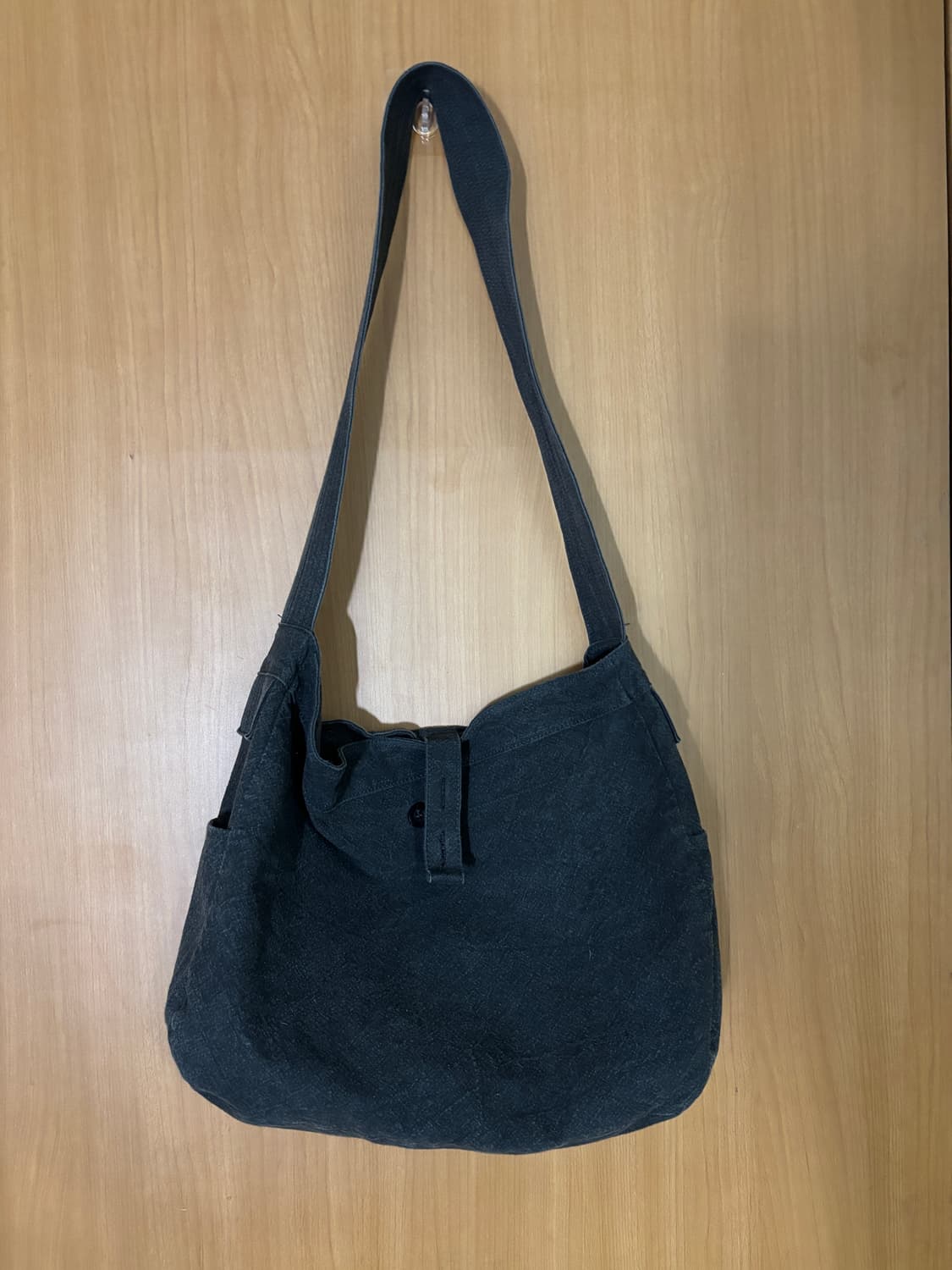 월스와일무브먼트 뉴스보이백 차콜 상품이미지4