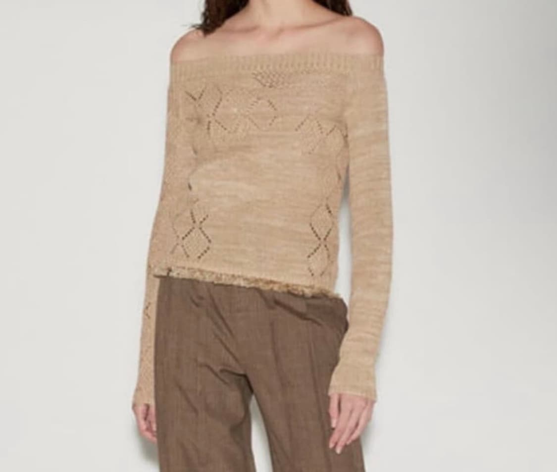 앤더슨벨 오프숄더 펀칭 니트 베이지 상품이미지3