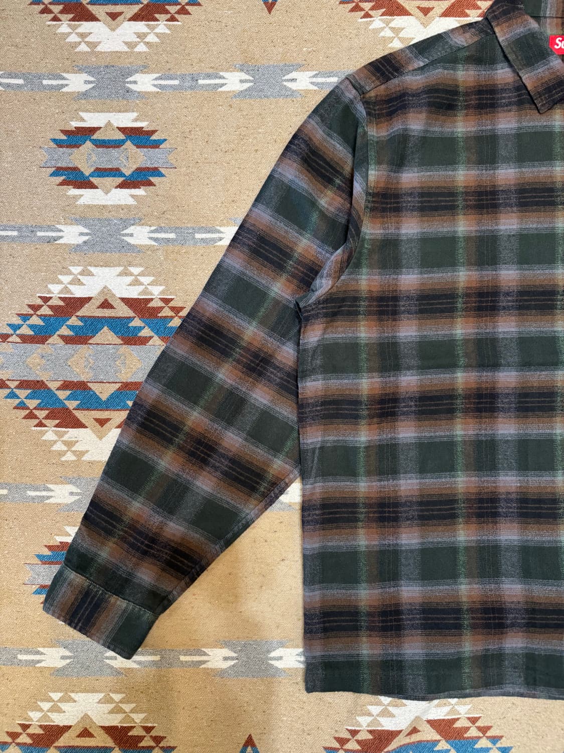 [L] 슈프림 쉐도우 플레이드 플란넬 집업 셔츠 그린 - 24SS 상품이미지2