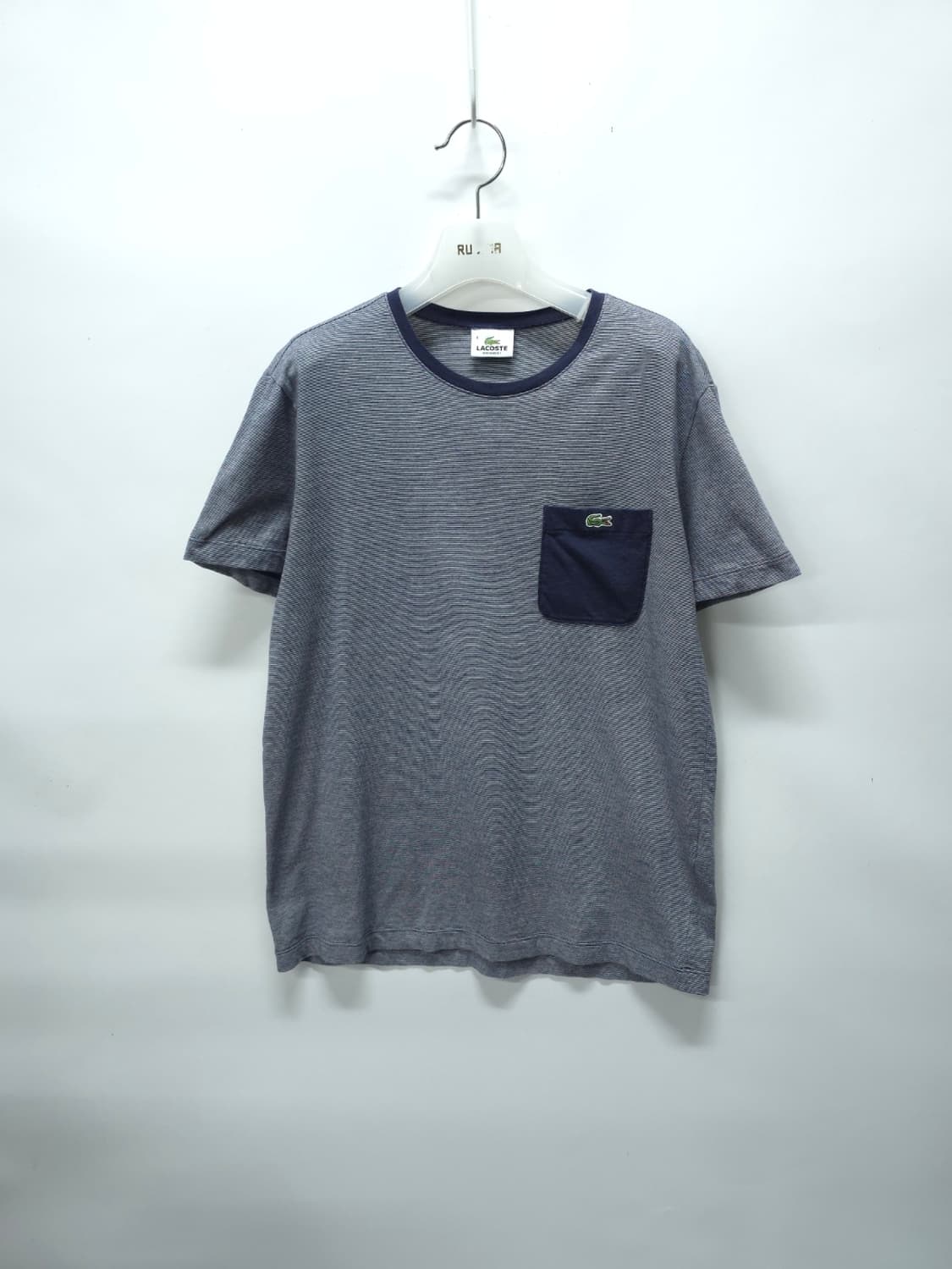 라코스테 남성 네이비 스트라이프 포켓 반팔 티셔츠(95) 상품이미지1