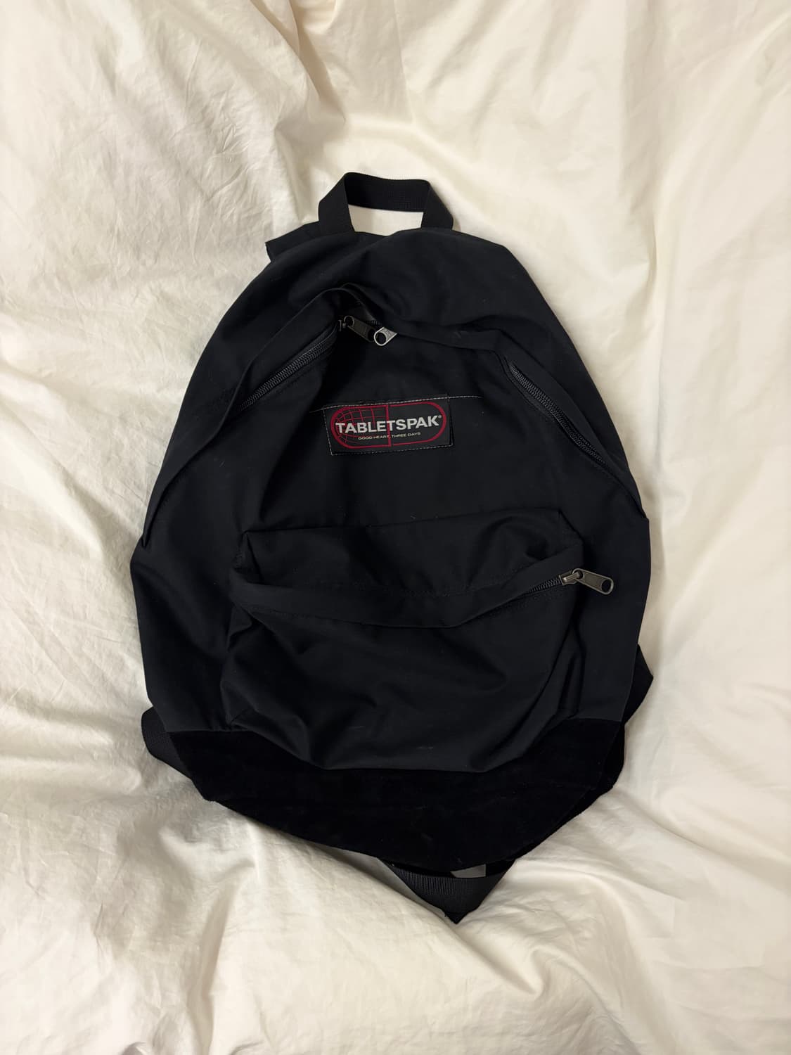 컬렉트 피시스x테프 스토어즈 백팩 상품이미지1