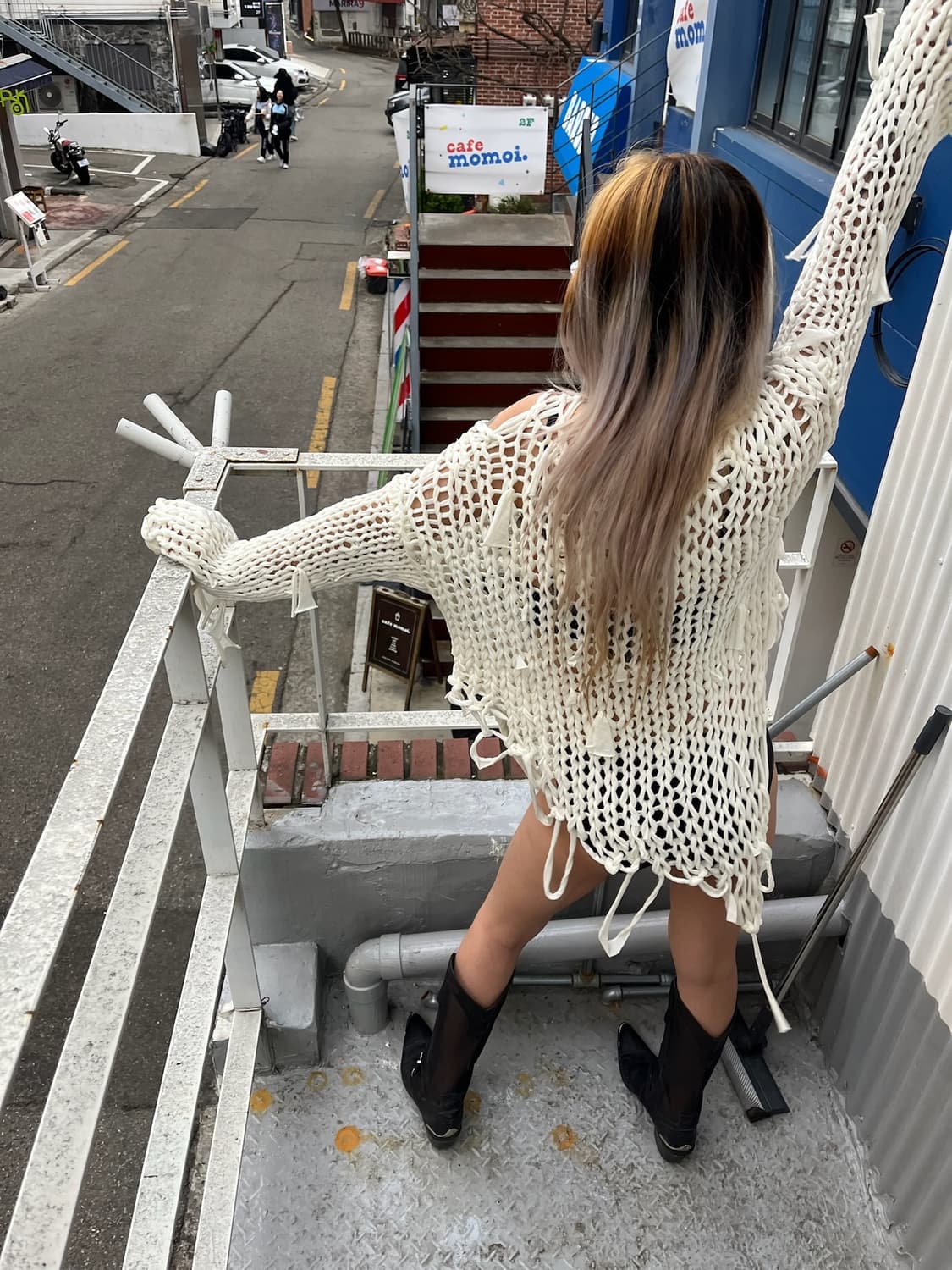 혜인서 화이트 오버핏 네트 니트 상품이미지7