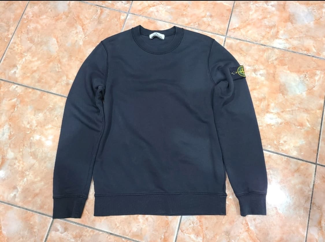 스톤아일랜드 맨투맨 블랙 상품이미지1