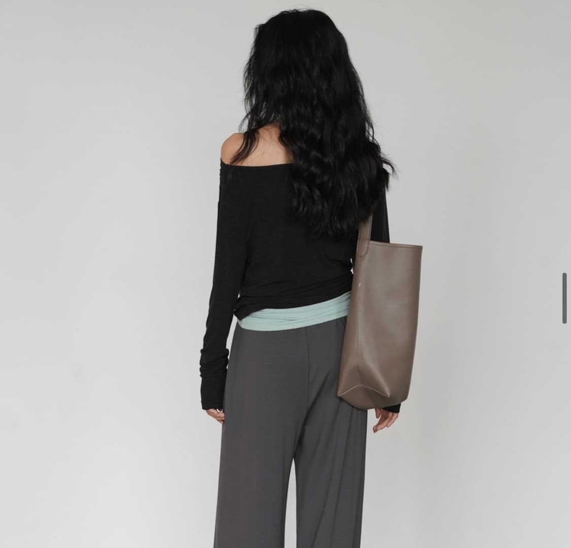 네버씬비포 오프숄더 티셔츠 상품이미지3