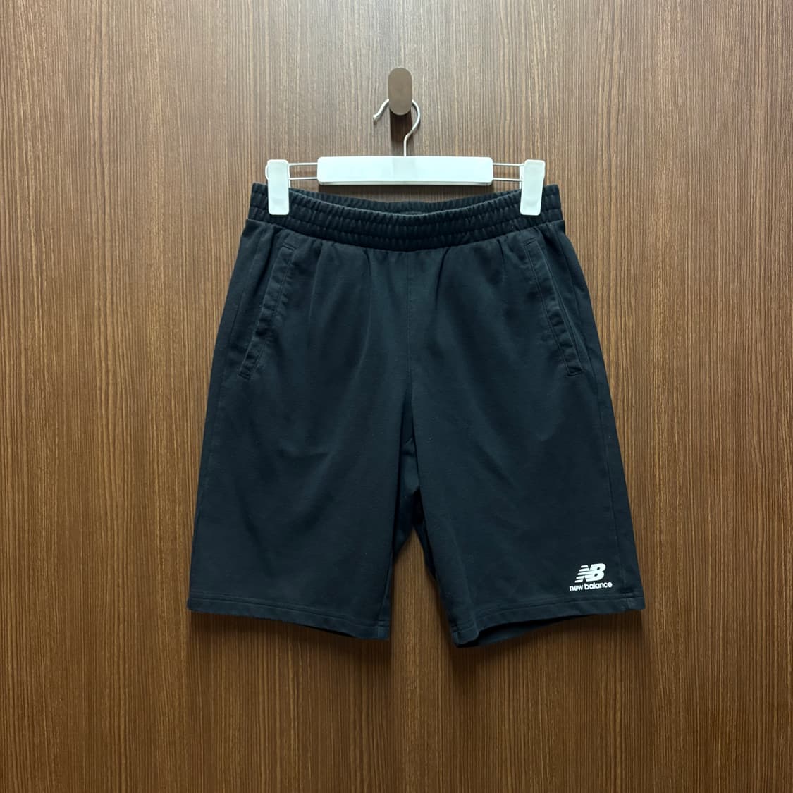 뉴발란스 반바지 상품이미지1