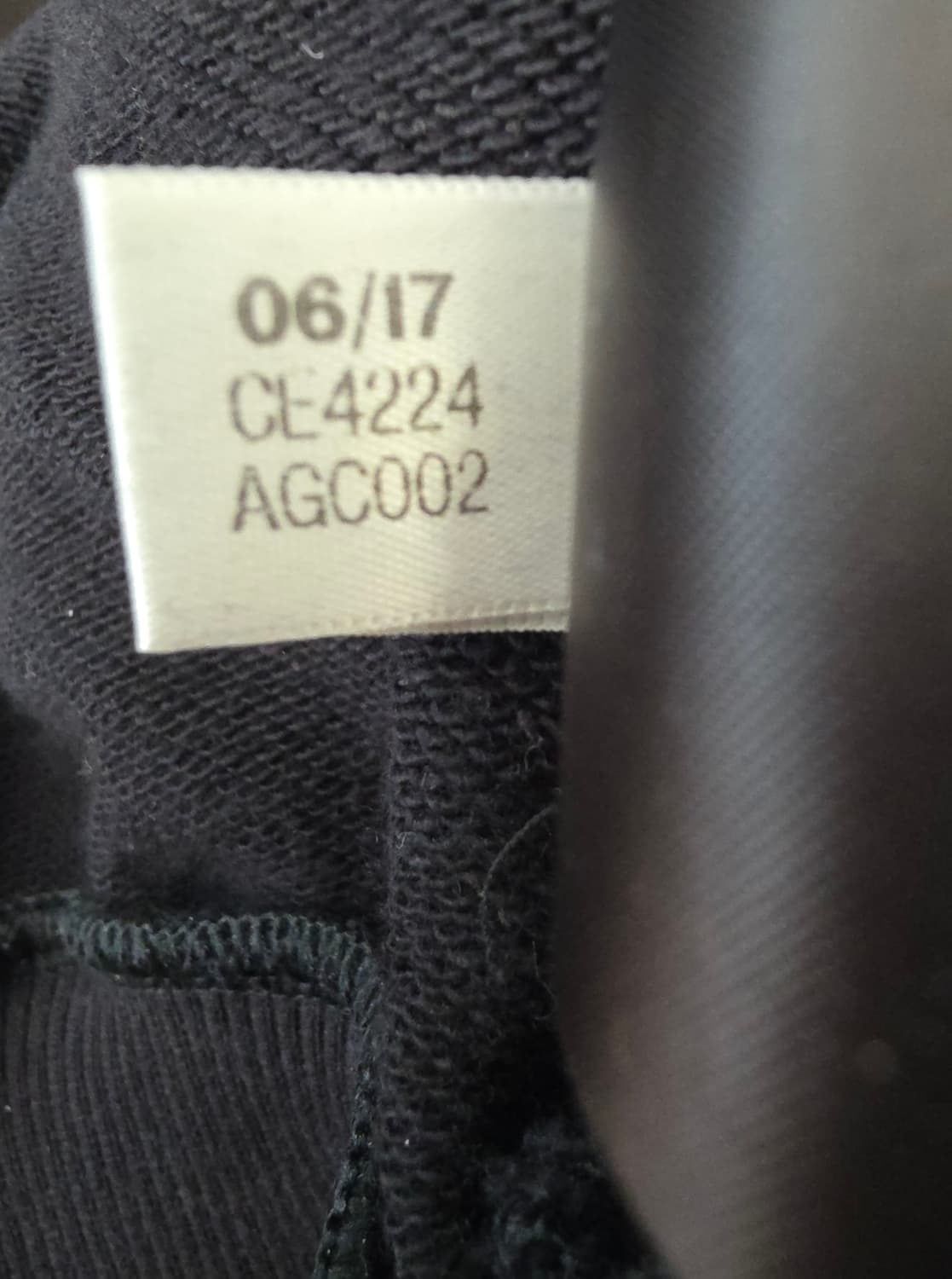 고샤 루브친스키 아디다스 맨투맨 L 블랙 검빨 크루넥 스웻셔츠 상품이미지3