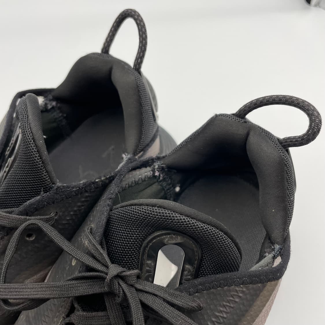 나이키 에어맥스 2090 남성 스니커즈 275 상품이미지3