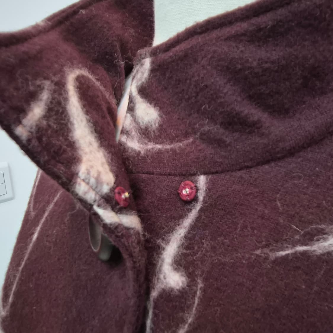 울 100% 와인 브라운 아트워크 자켓 상품이미지3