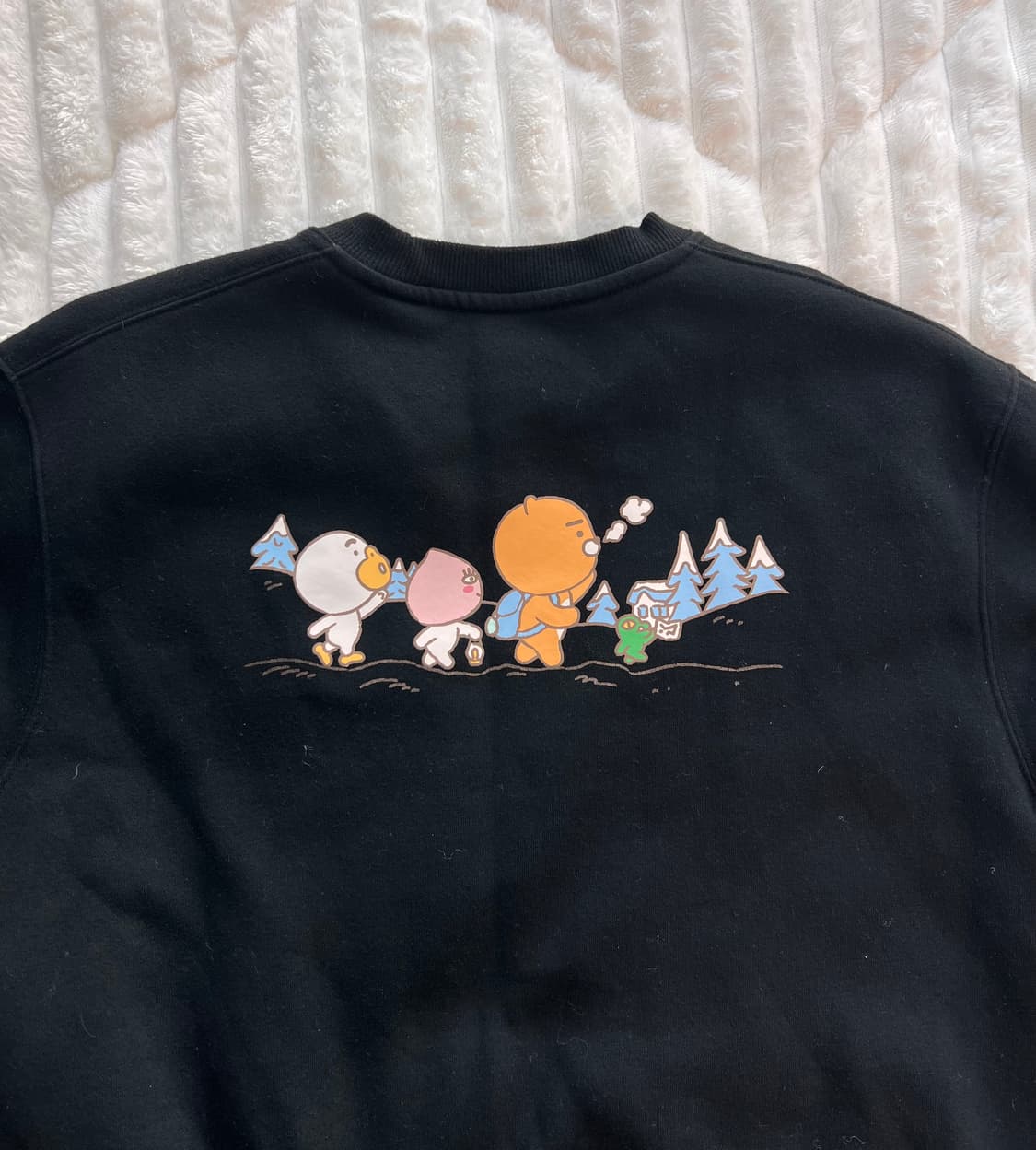 탑텐x카카오프렌즈 맨투맨 상품이미지2