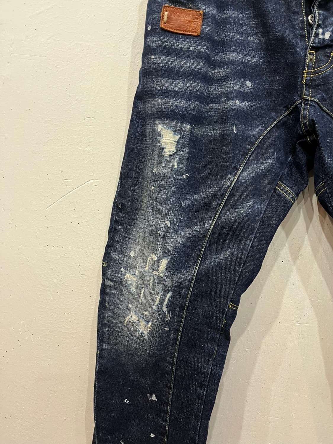 디스퀘어드2 페인팅 디스 데님팬츠 32 상품이미지3