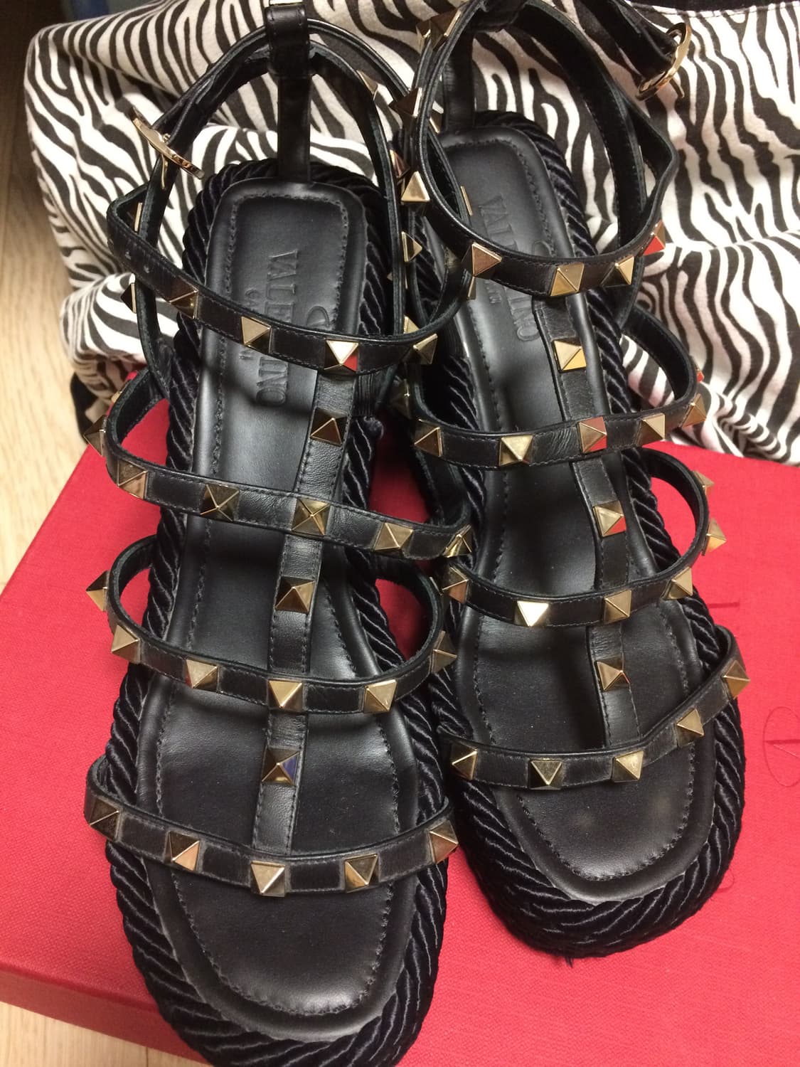 발렌티노 힐 발렌티노 샌들 웨지힐 웨지샌들 풀박 상품이미지3