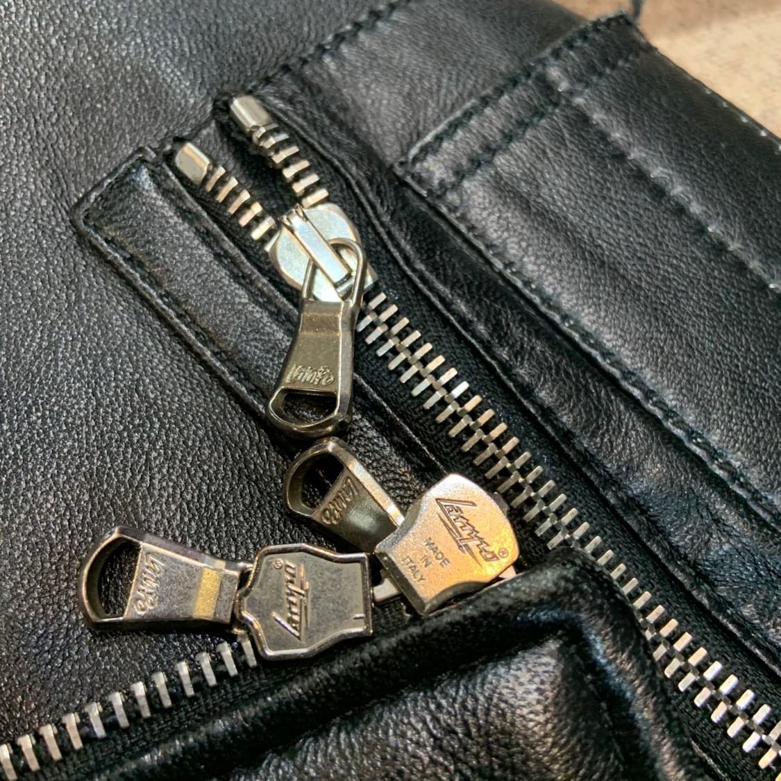 솔리드옴므 양가죽 구스다운 패딩 봄버 자켓 M 람포지퍼 상품이미지2