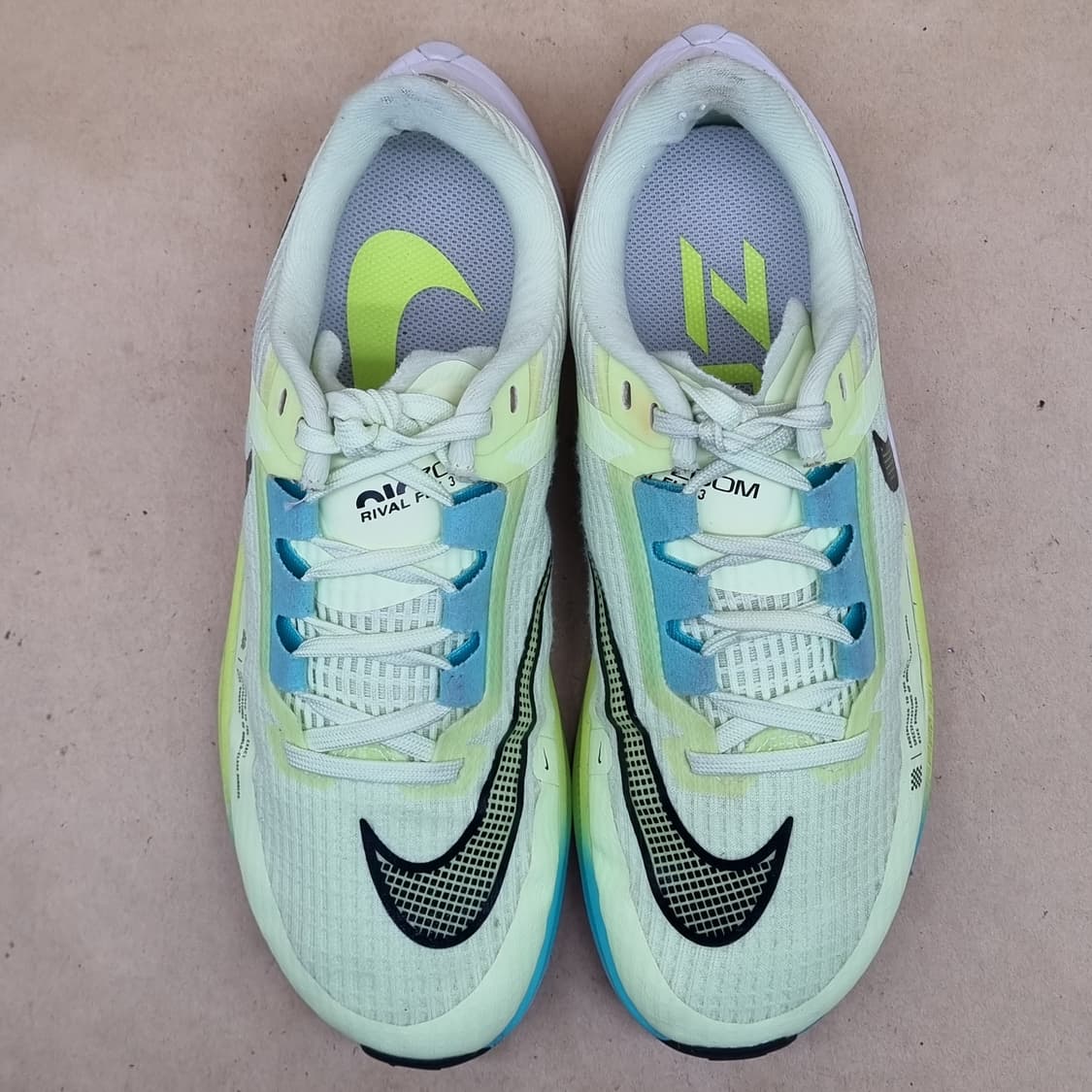 나이키 에어줌  라이벌플라이4  런닝화 245 상품이미지2