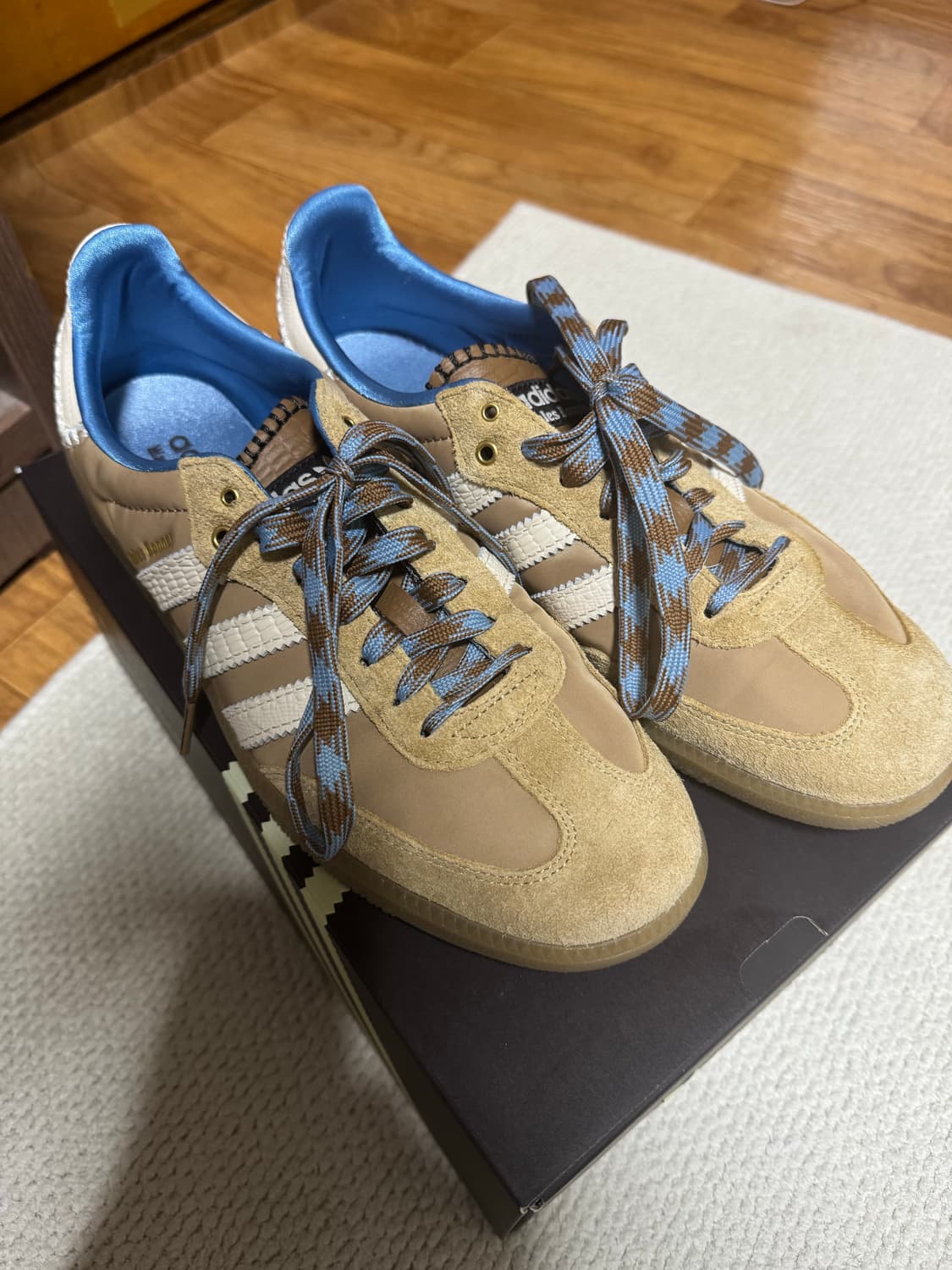 아디다스 x 웨일스 보너 삼바 서플라이어 컬러 원더 화이트 280 상품이미지1