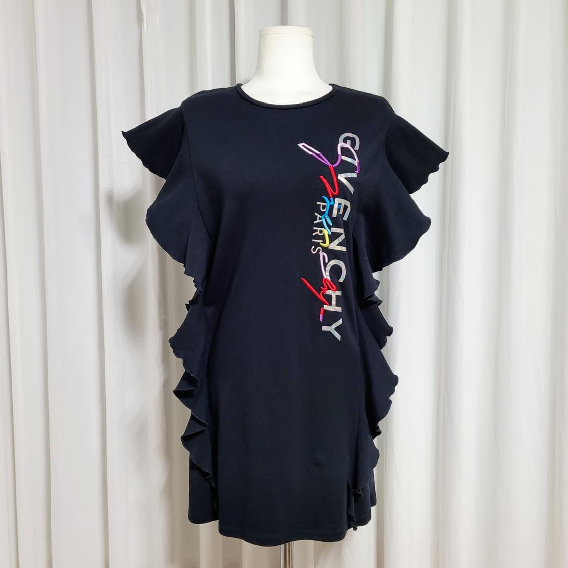 지방시 미니원피스 롱티셔츠 러플사이드 (55) 2회착/상태최상 상품이미지1