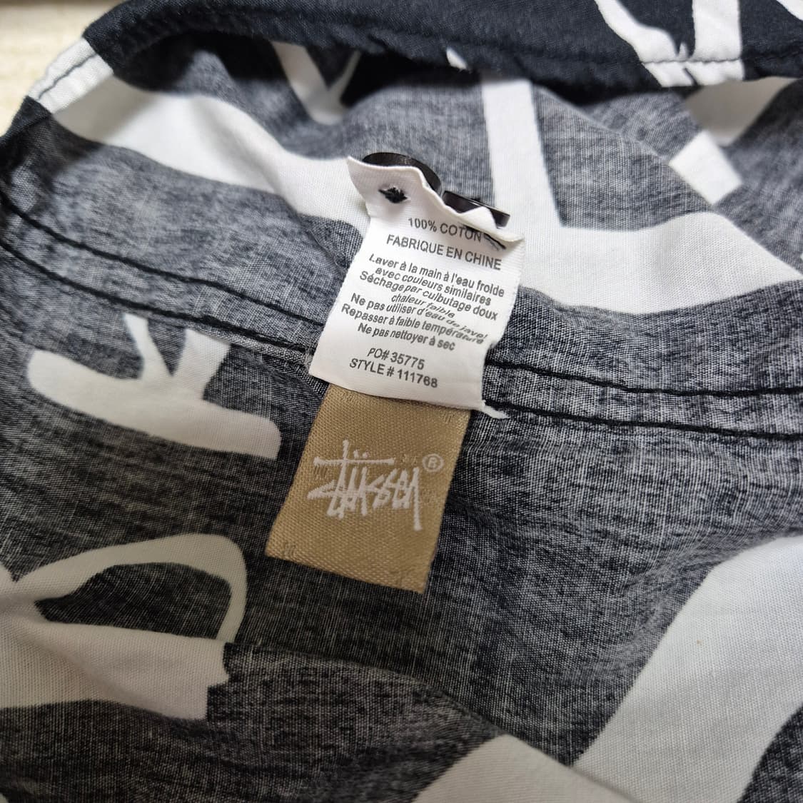 [희귀템🔥]14fw 스투시 월드투어 레터링 블랙 셔츠 상품이미지5