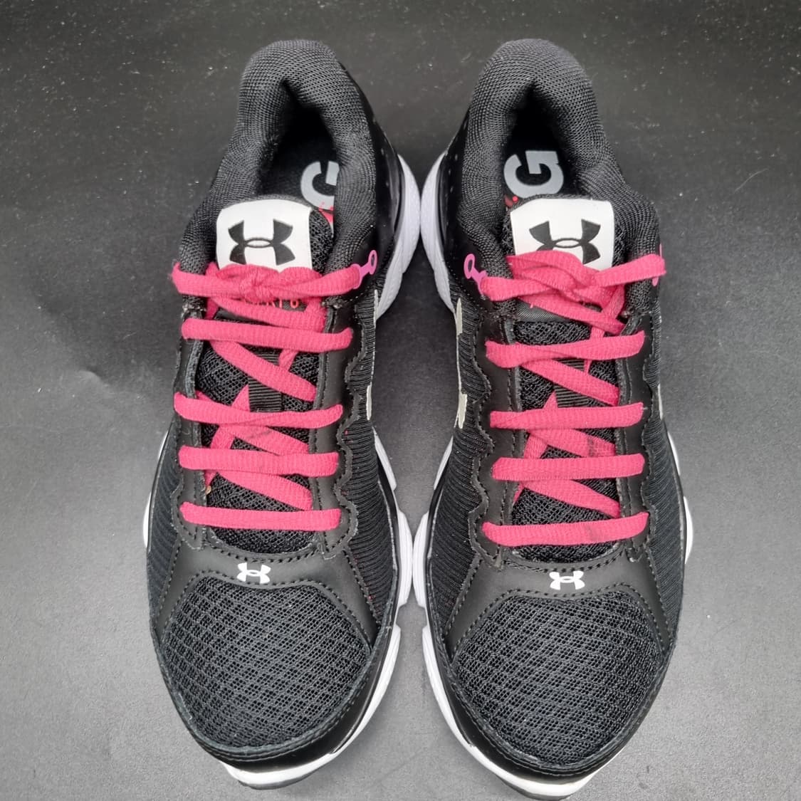 언더아머 마이크로g 여성운동화235 상품이미지2