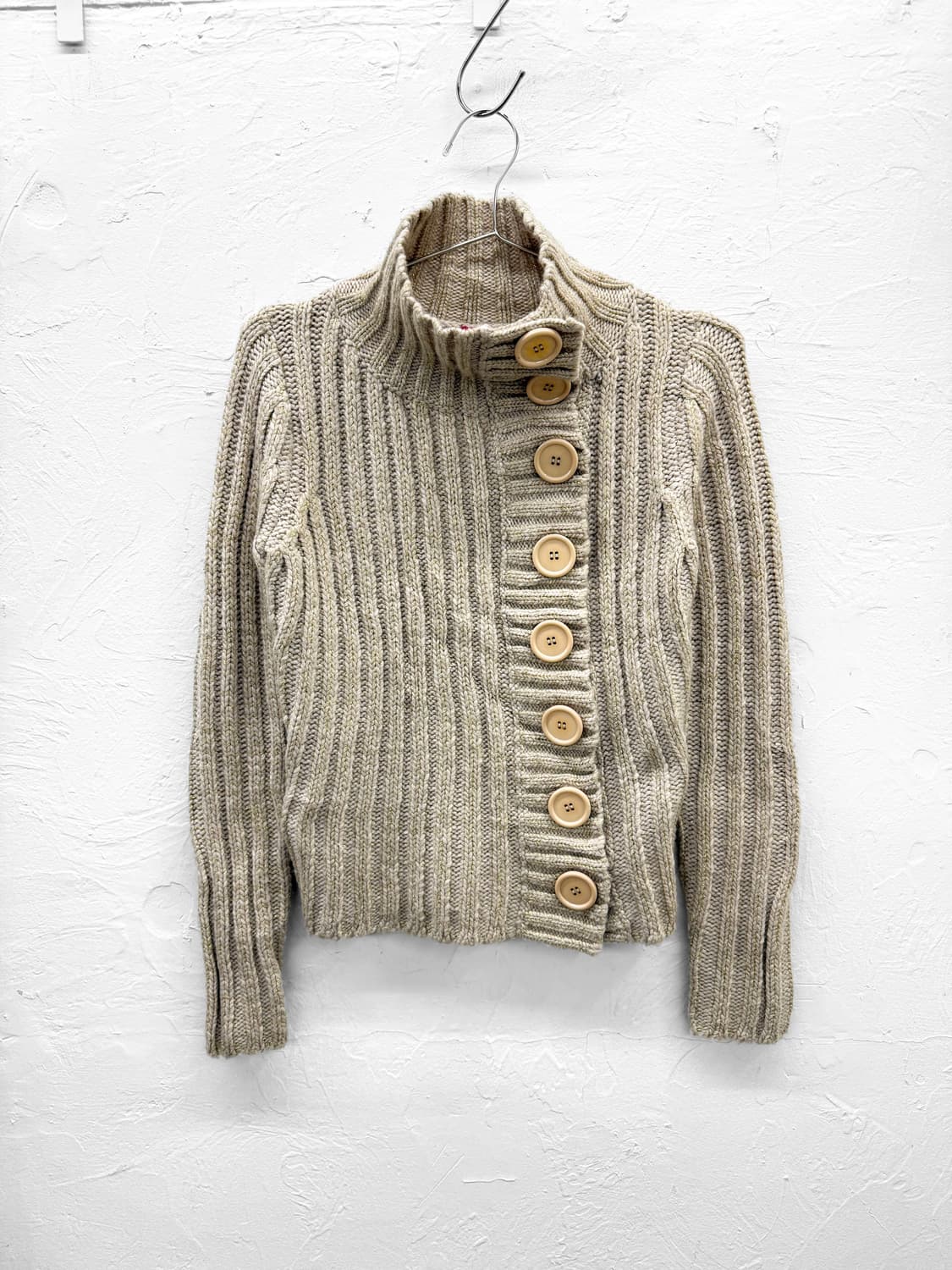 apuweiser-riche 버튼 가디건 상품이미지1