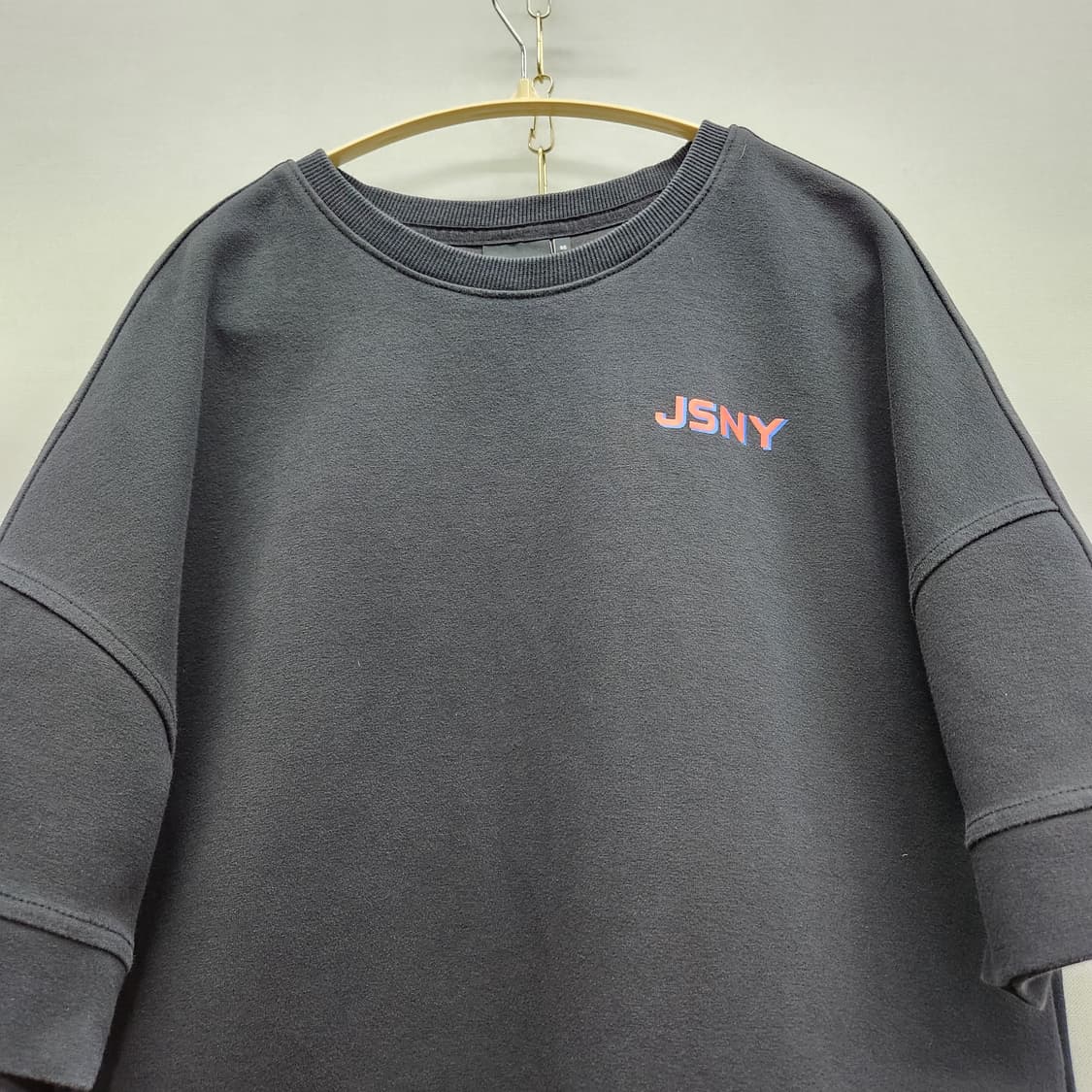 질스튜어트 스포츠 스펠아웃 로고 반팔티 95(M) 상품이미지4