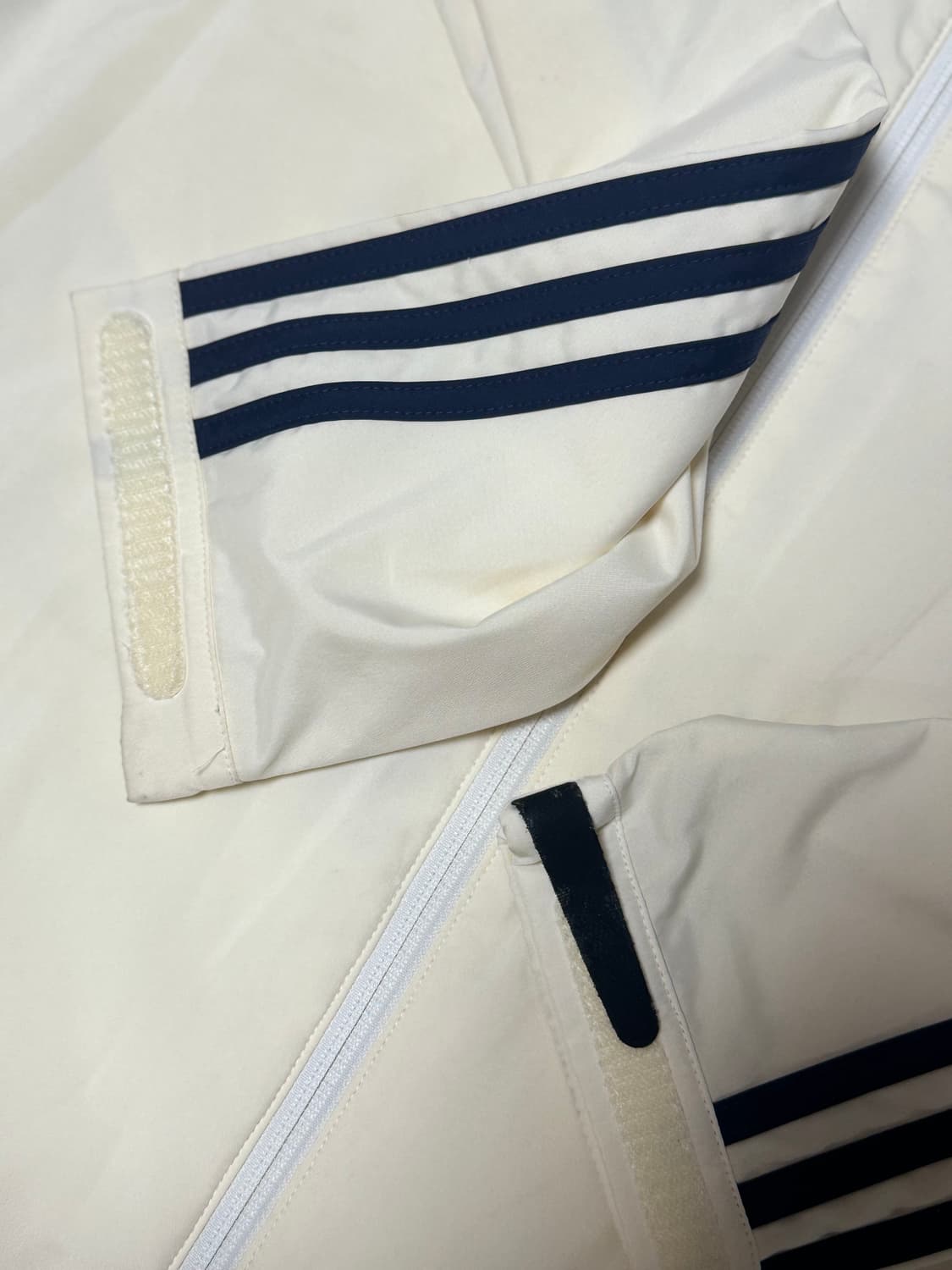 아디다스 레알 마드리드 12-13 바람막이 후드 자켓 상품이미지5