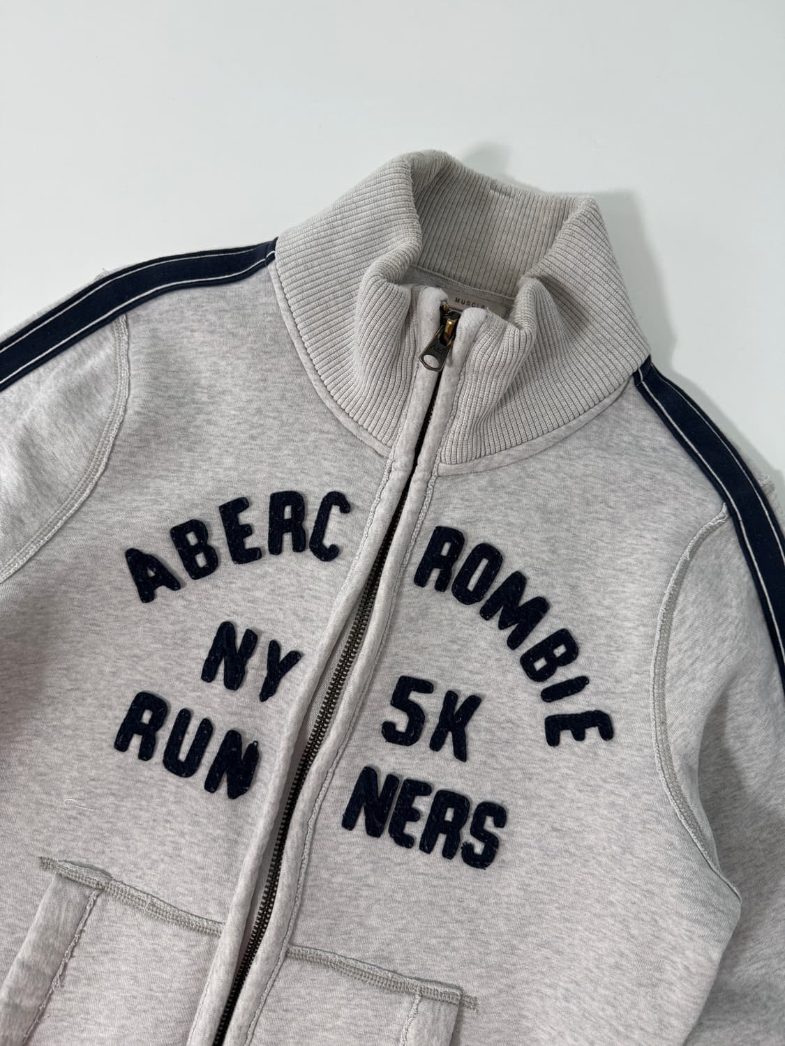 아베크롬비 루즈핏 빅패치로고 해비스웻 집업 상품이미지2