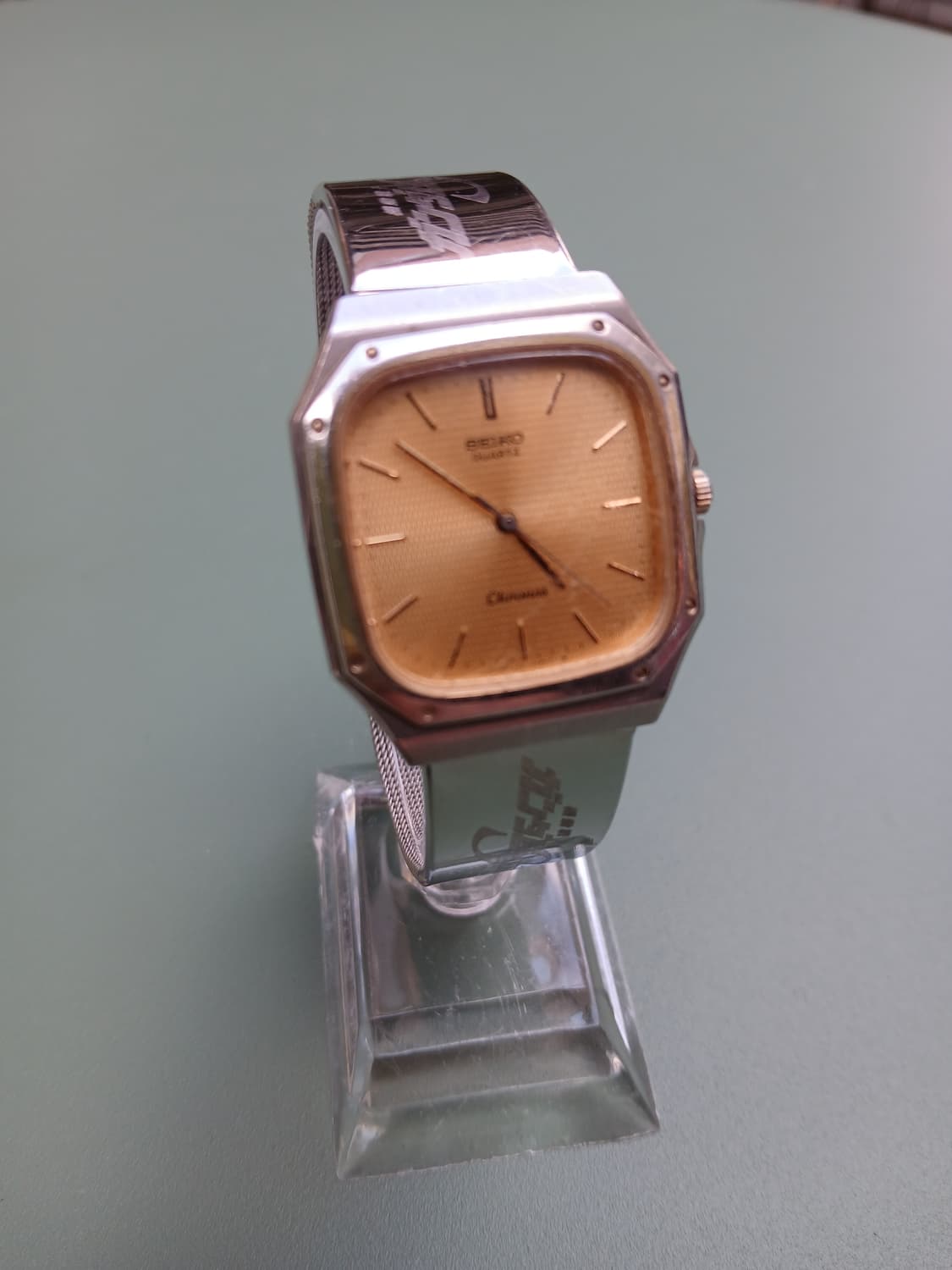 80,s빈티지 세이코 크로노스 옥타곤 쿼츠시계 상품이미지1