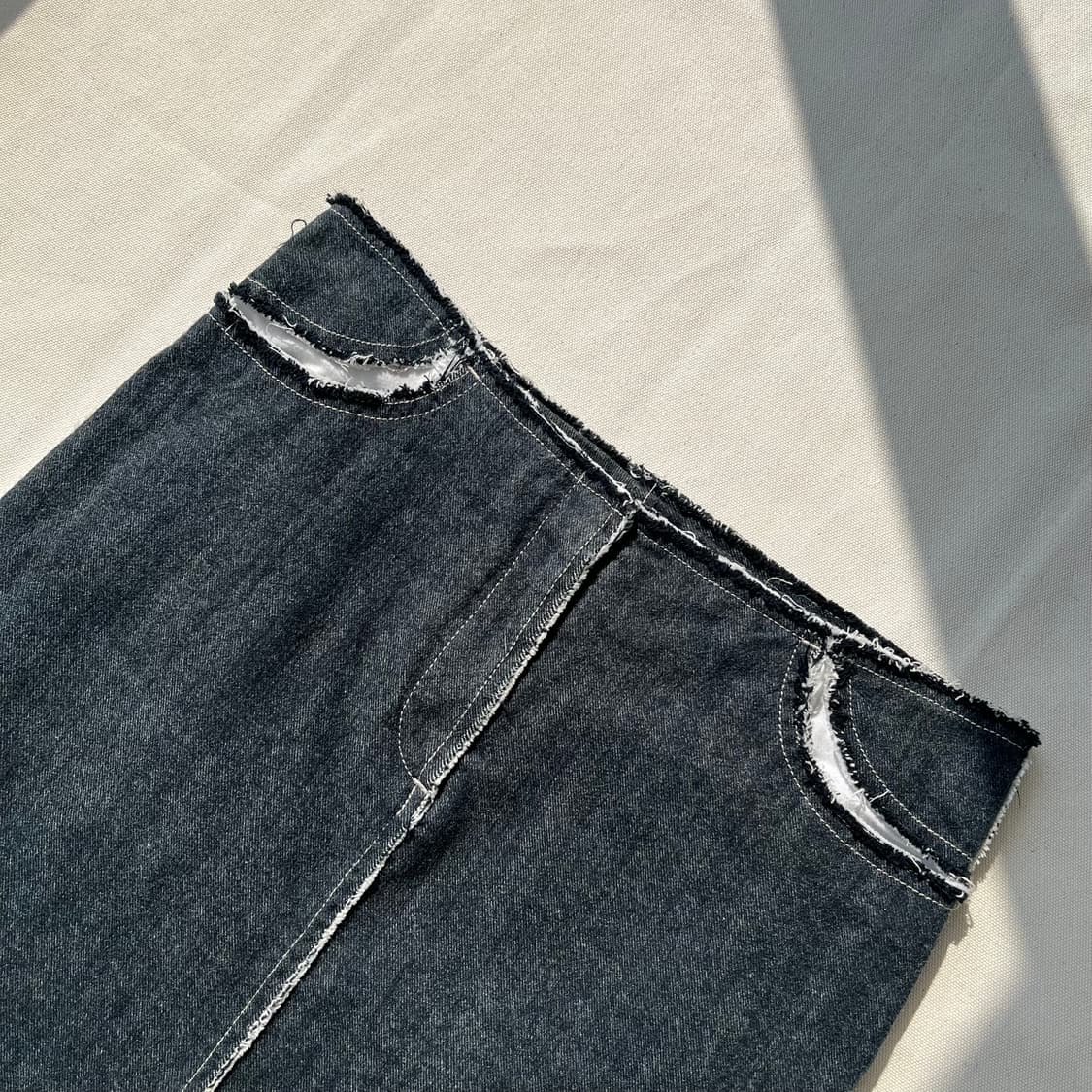 마틴 마르지엘라 6라인 컷오프 데님 미니 스커트 상품이미지2