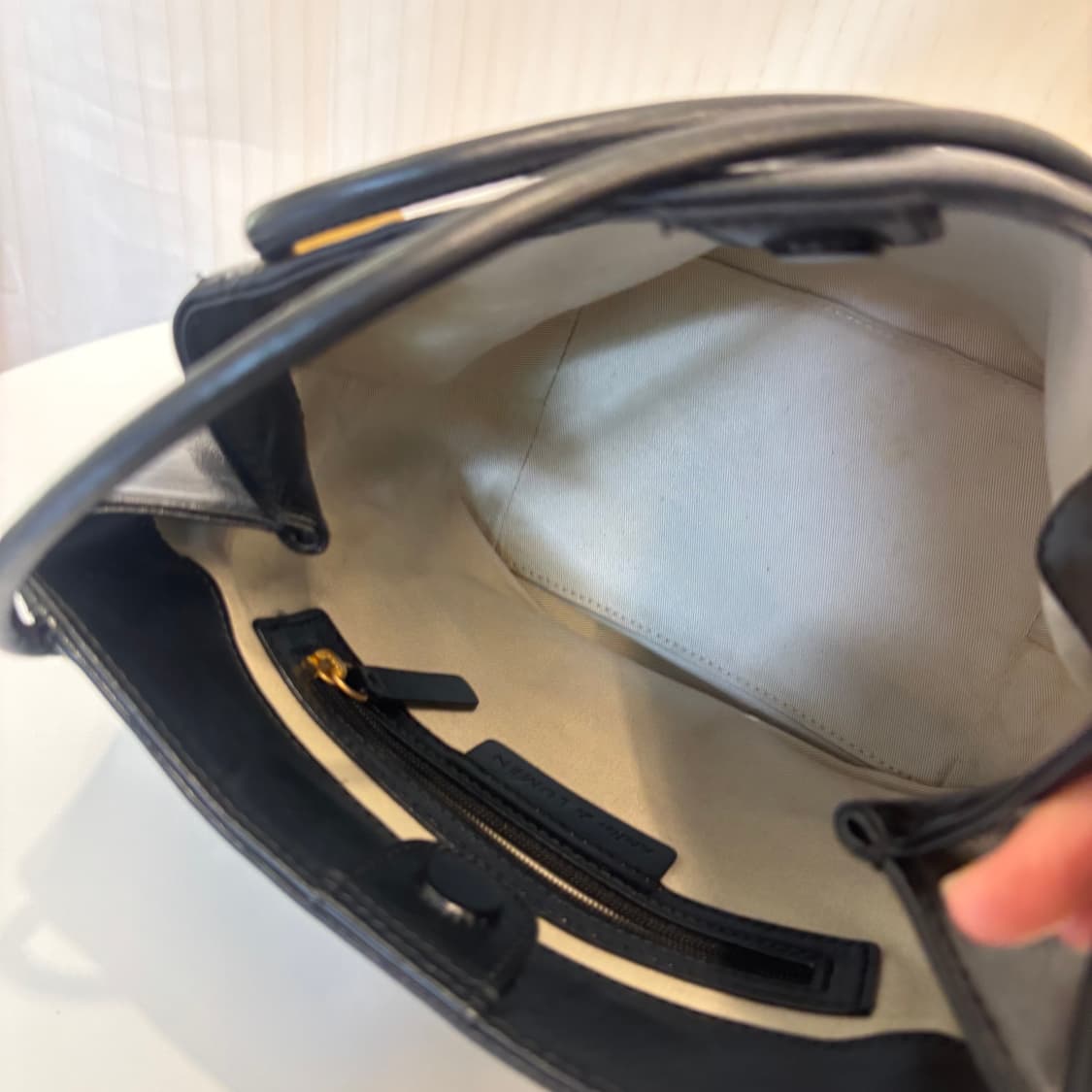 정품 아뜰리에드루멘 마룬 숄더백     상품이미지8