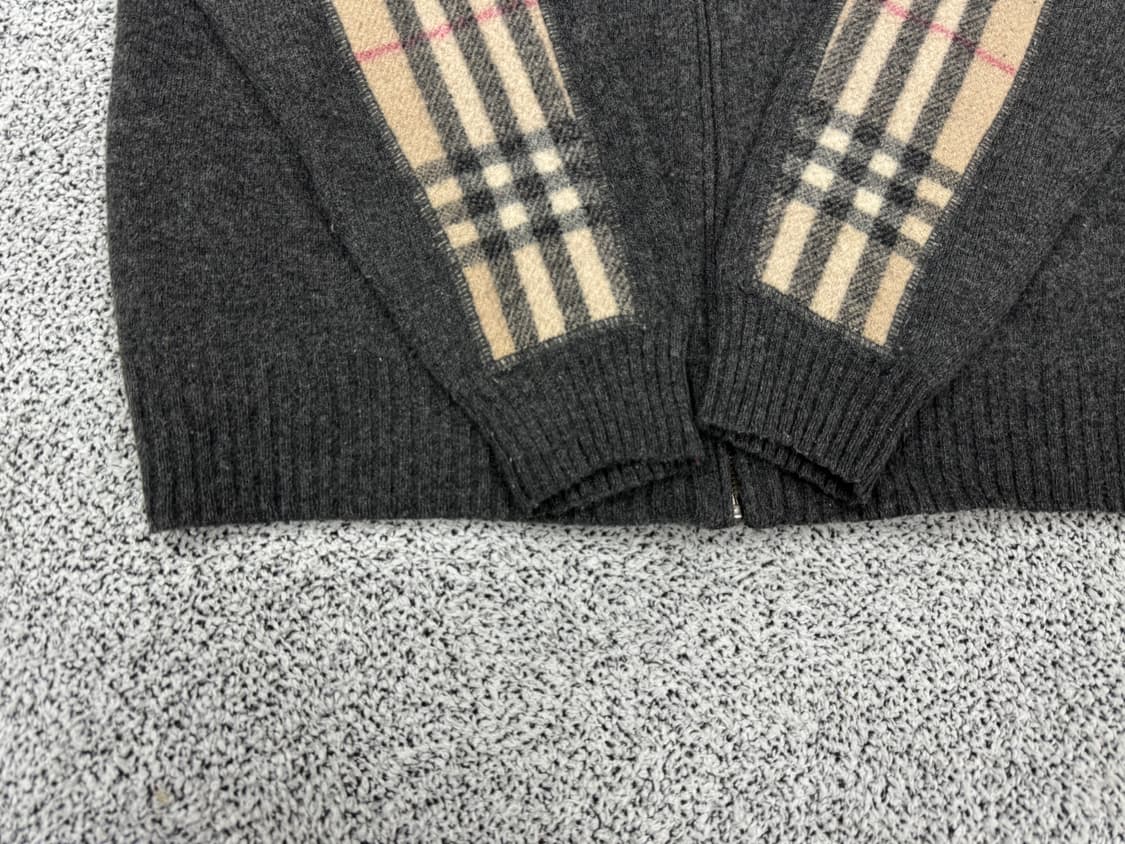 버버리 램스울 엘보우패치 집업 상품이미지3