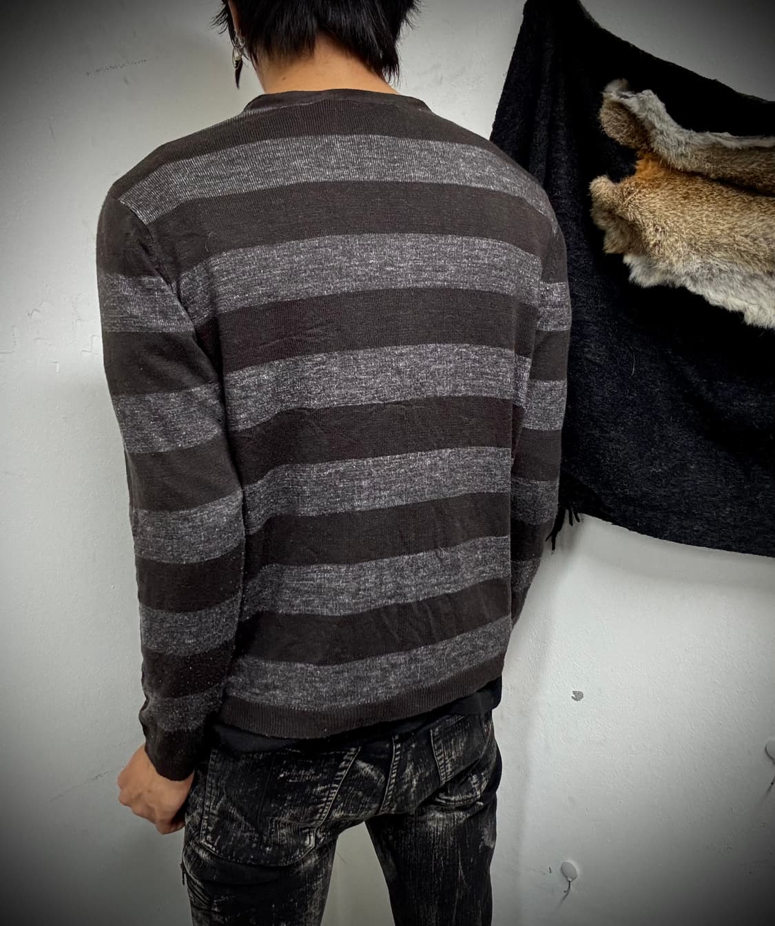 “Vintage” Y2K Black Stripe Cardigan 상품이미지3